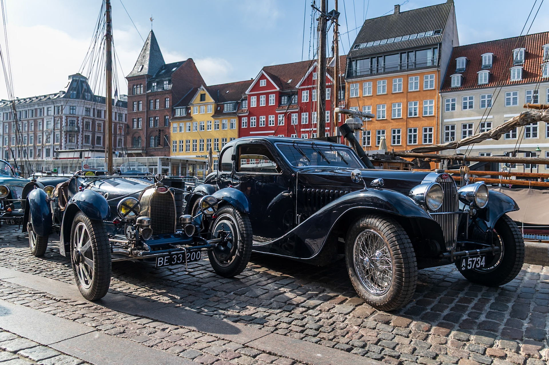 A pair of lovely Bugattis