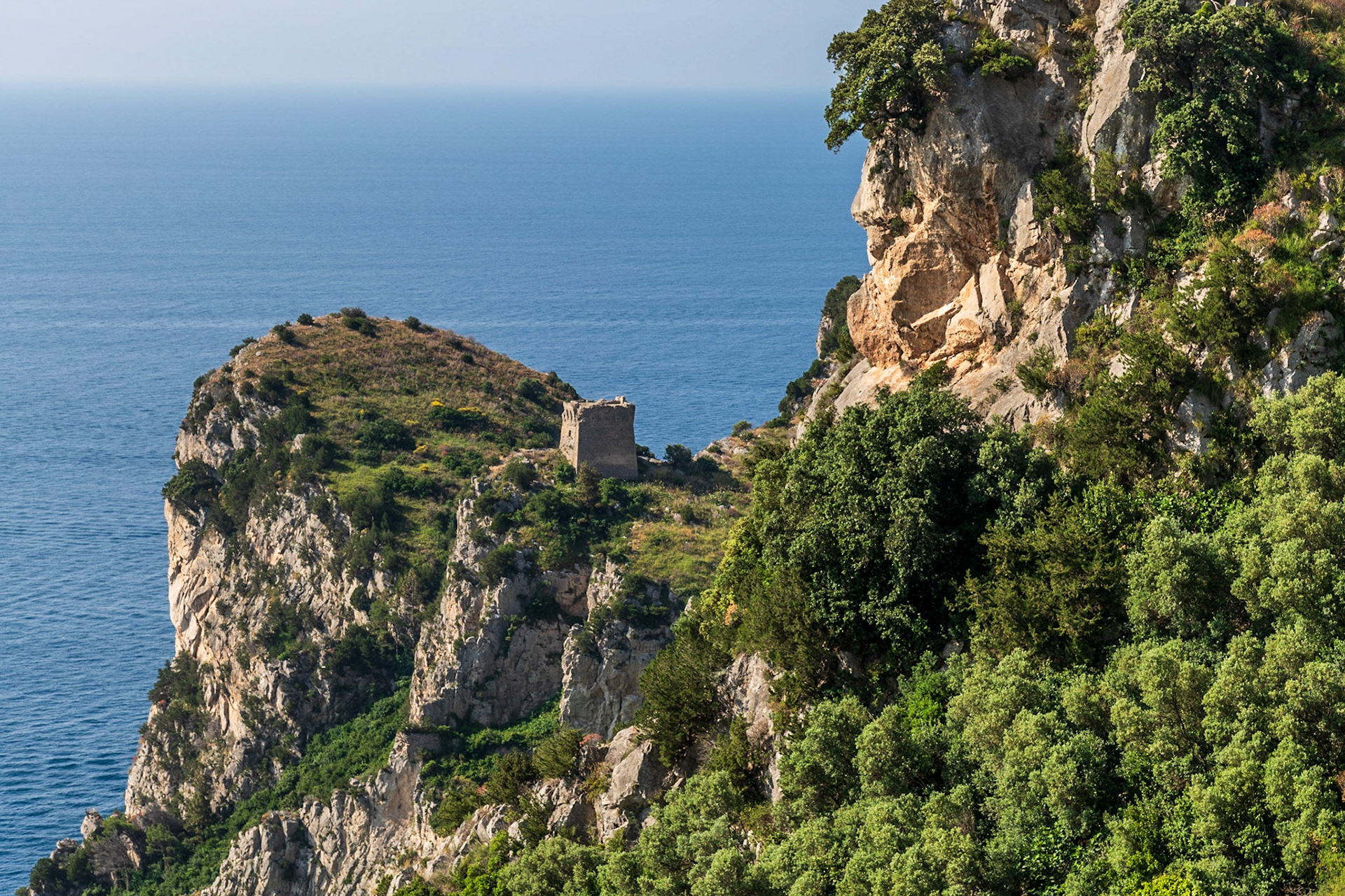 Walk around Punta Campanella