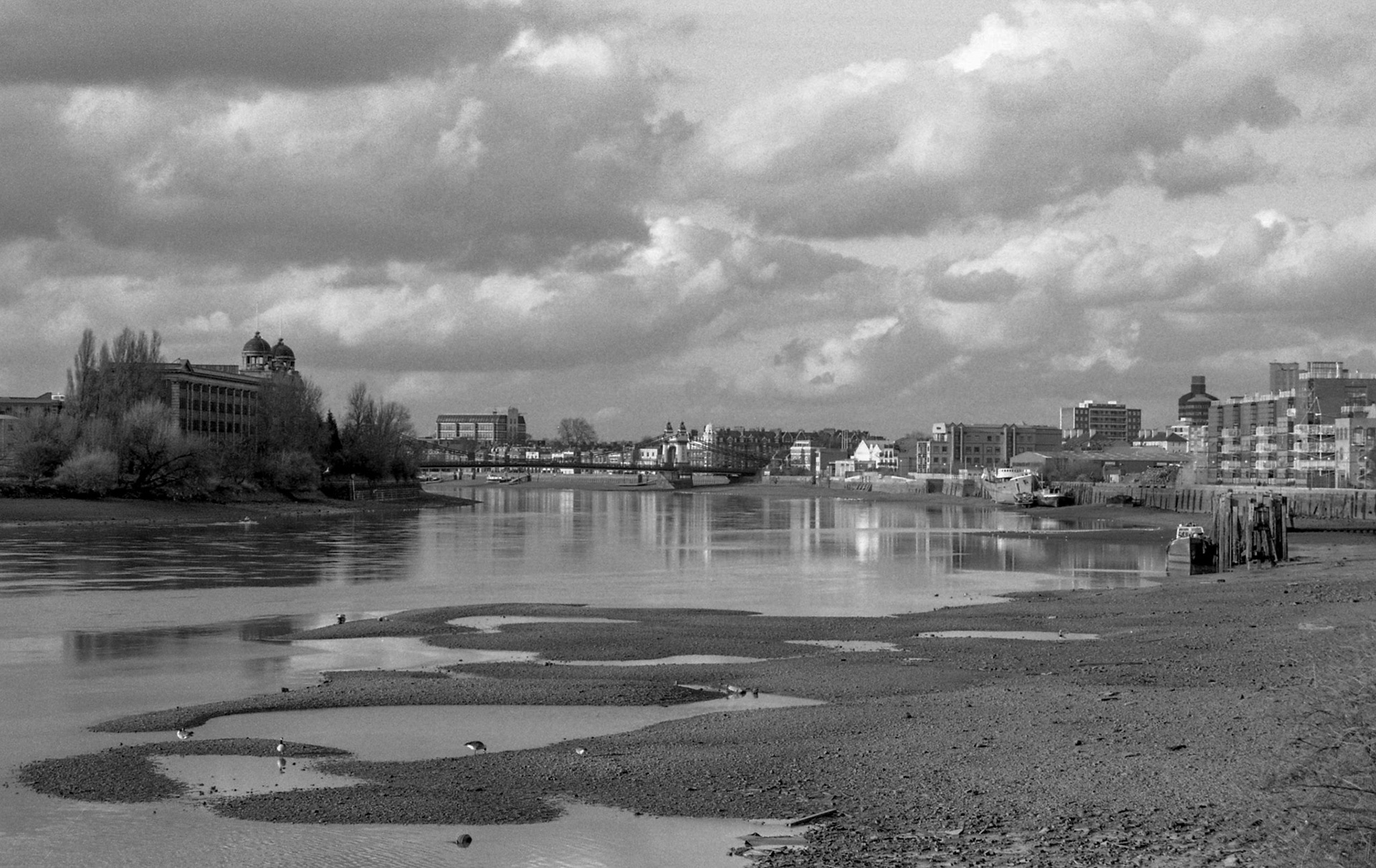 Hammersmith Bridge, London