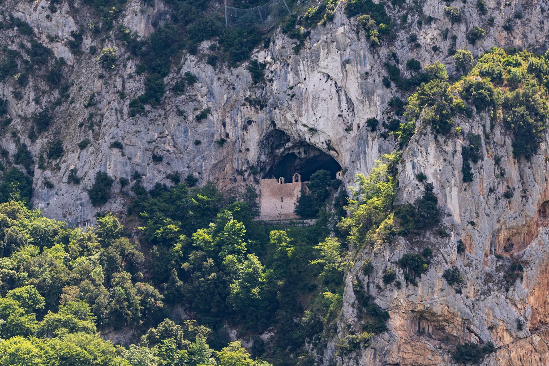 Grotta di San Michele Arcangelo