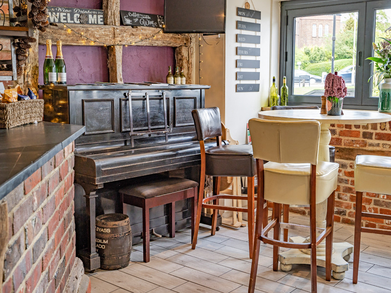 Dukes Wine Bar