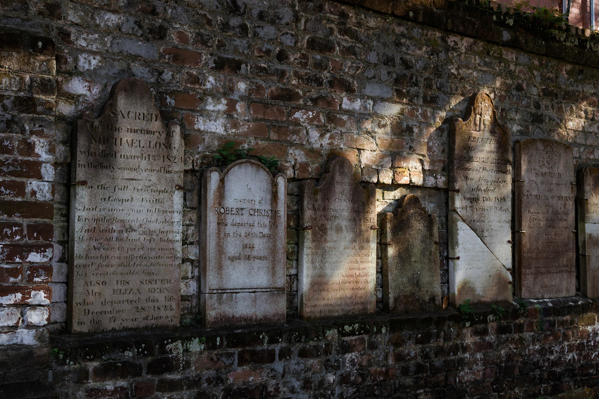 Colonial Park Cemetery Savannah GA