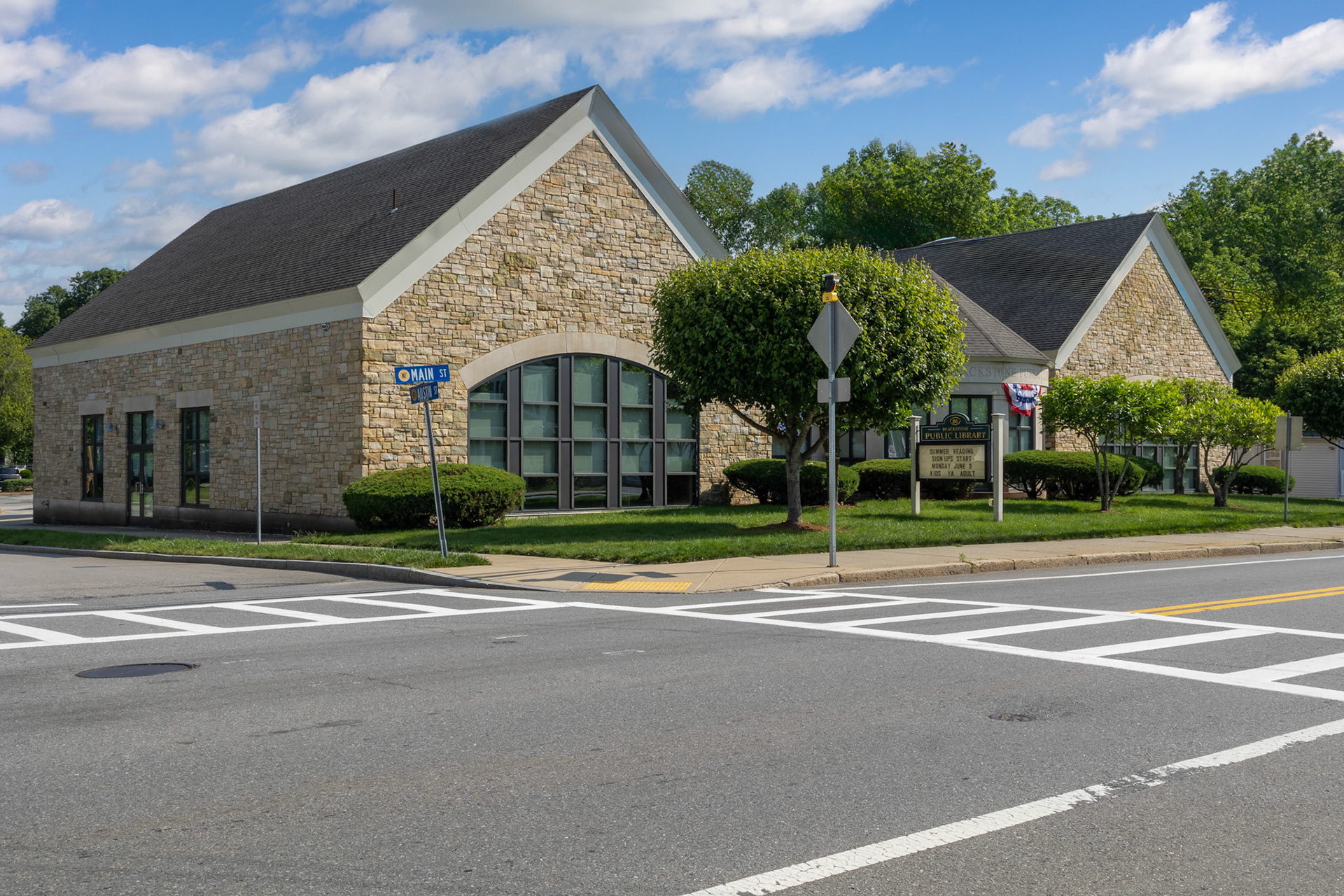 Blackstone Public Library