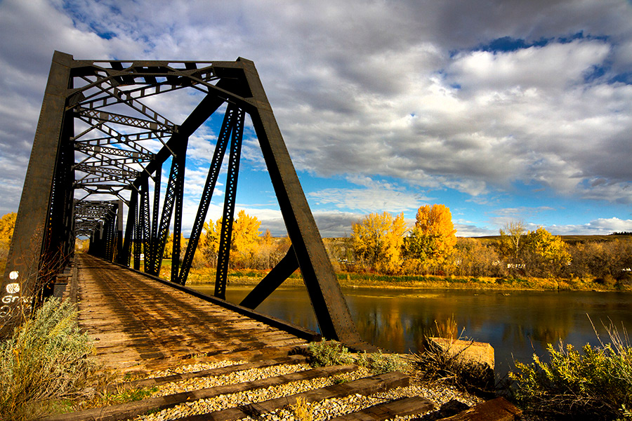 train bridge Drumheller river