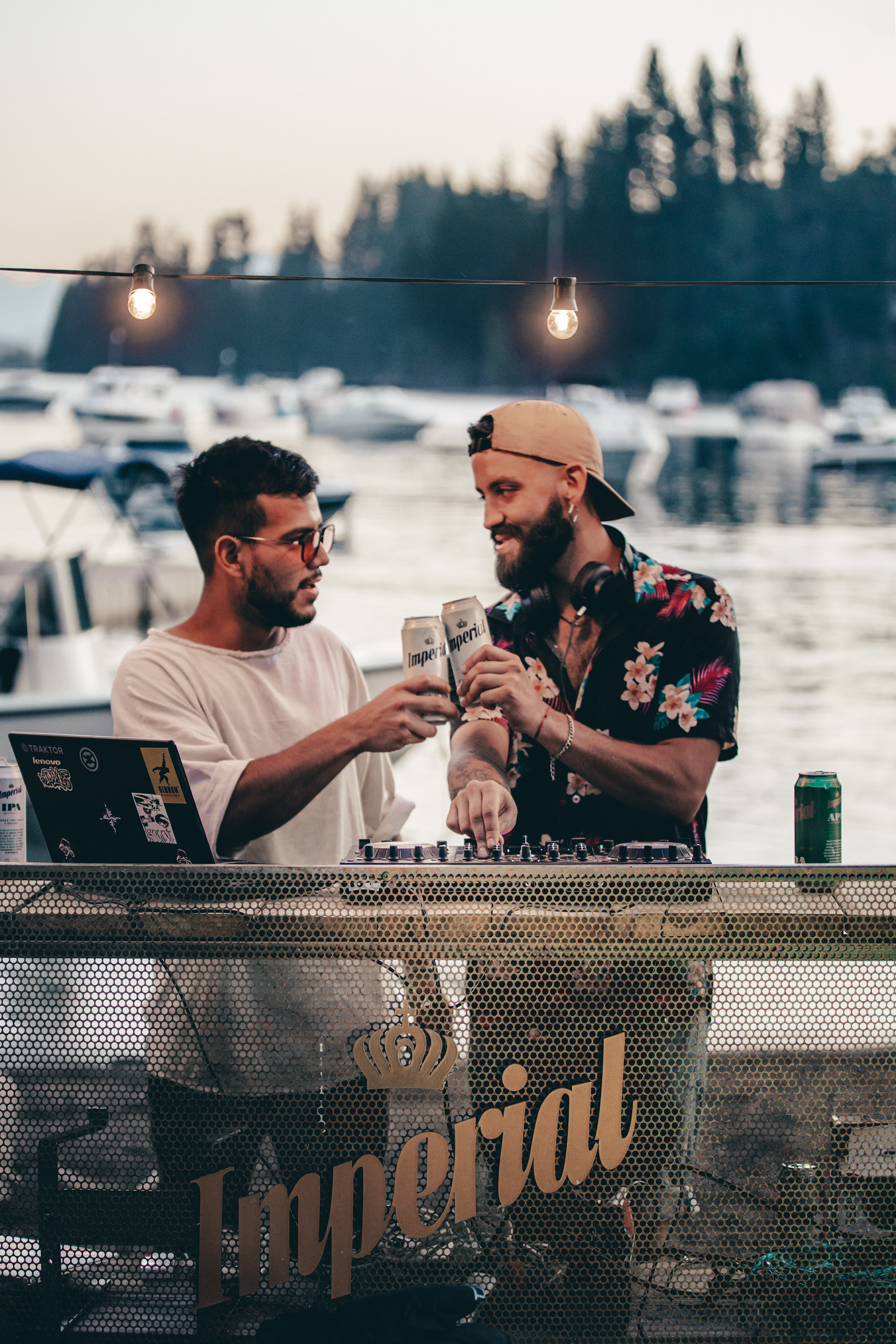 _____ IMPLEMENTACIÓN DE MARCA _____ 