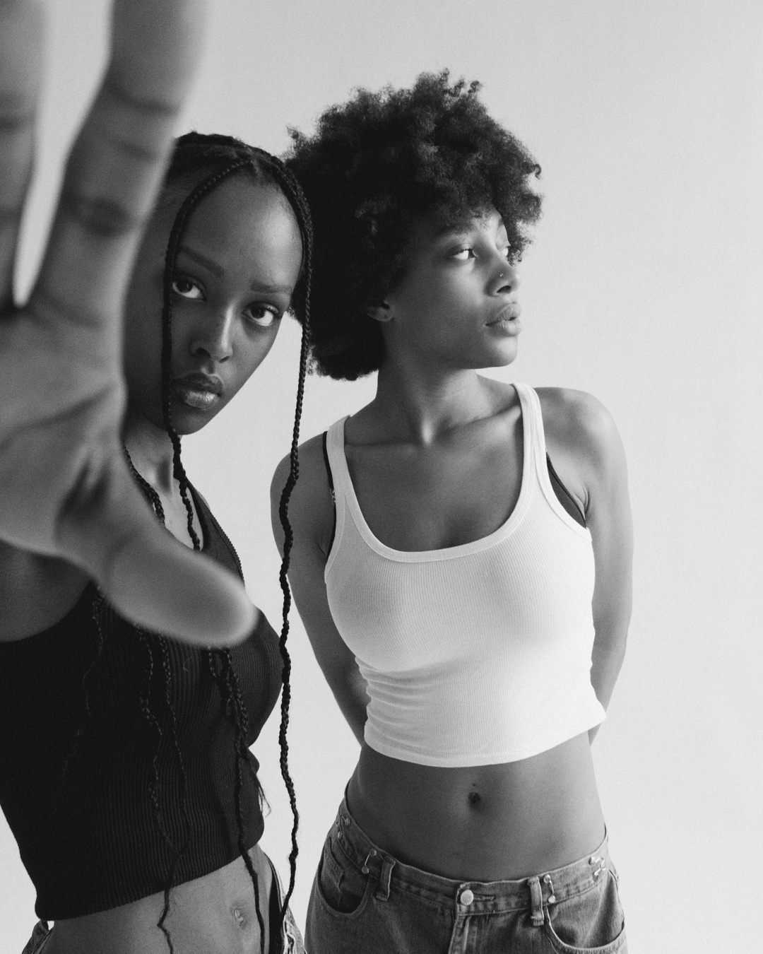 Ducledo - Aisha & Ariella - 2024