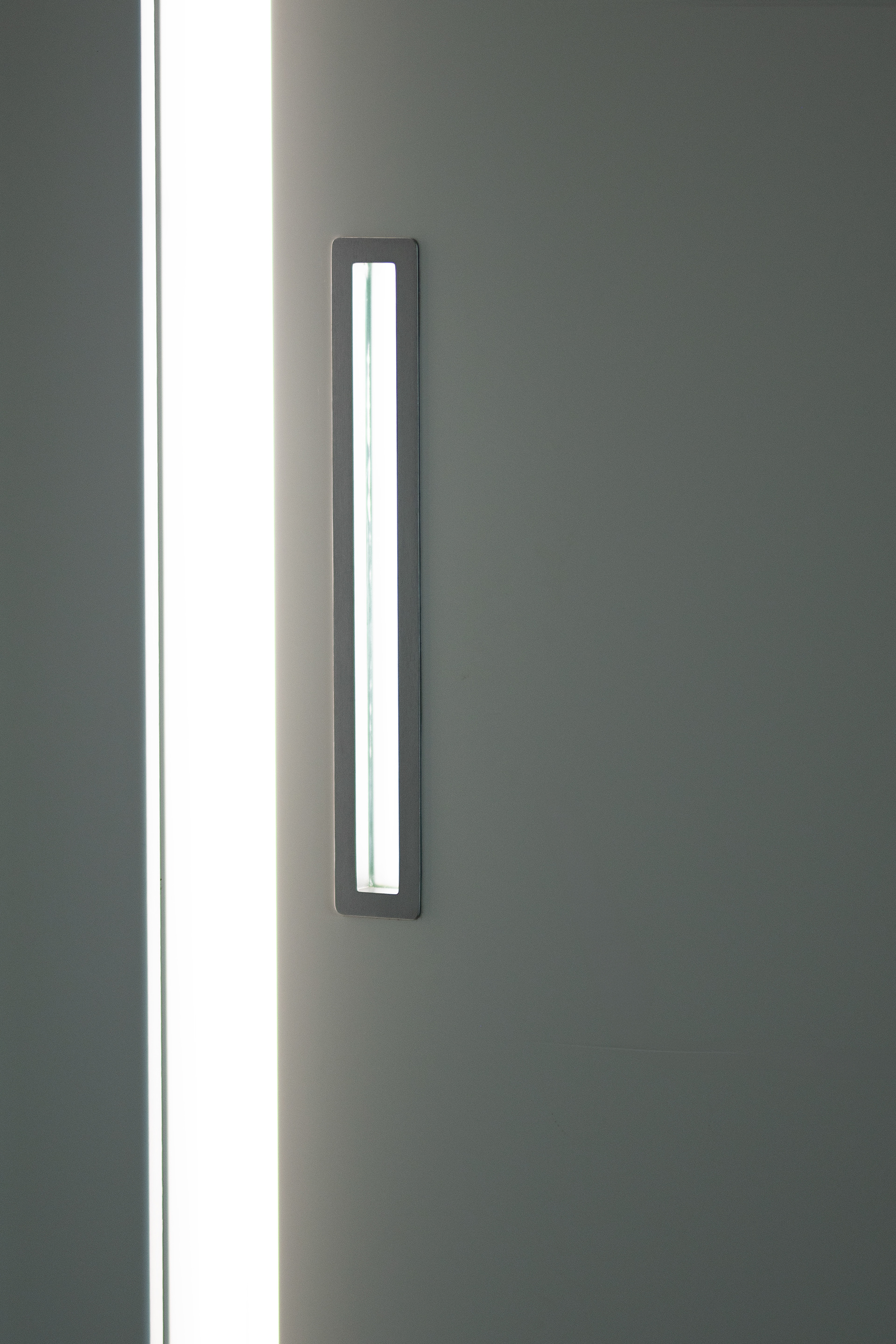 Interior_Detail_Sliding_Door_[backlight]