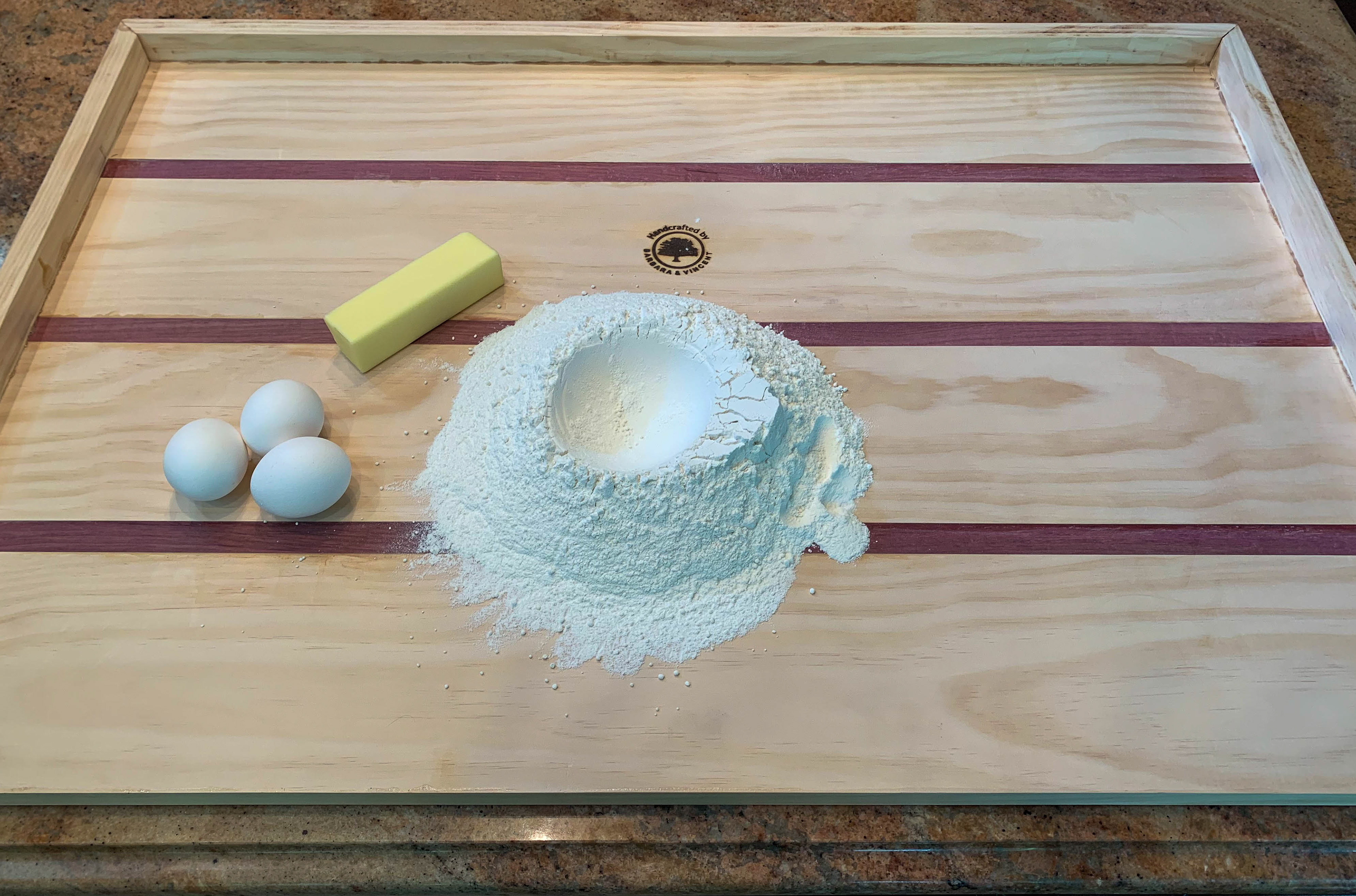 Ideal for making bread, pasta, noodles and other tabletop recipes