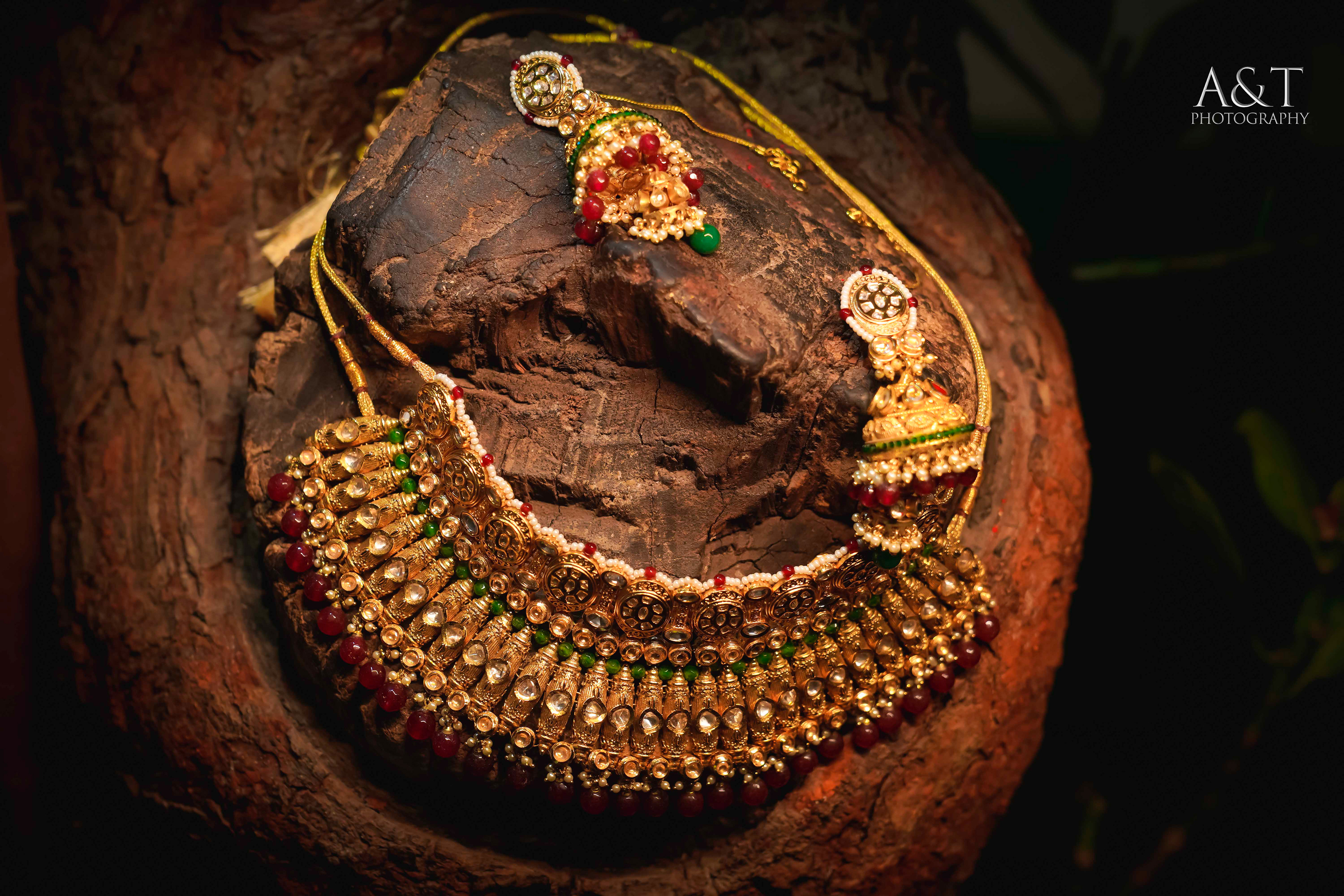 Shubhangi's jewellery shots from their destination wedding covered by A&T Photography, Pune