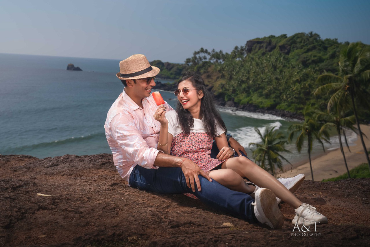 Funny Pre wedding ideas 2023- Get creative with ice cream as prop