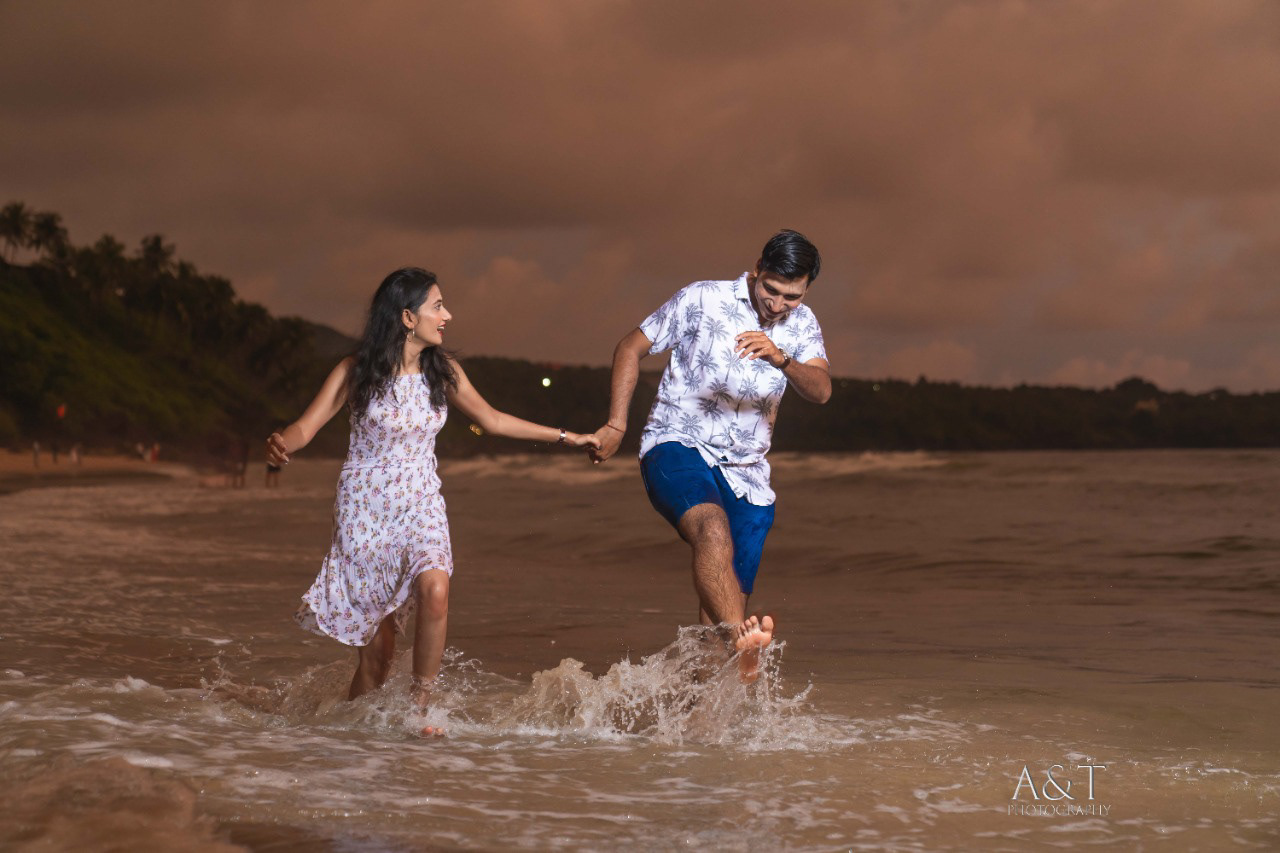 Funny Pre wedding ideas 2023- be your self -run on beach with your partner