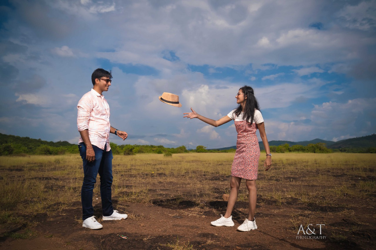 Funny Pre wedding ideas 2023- get creative try hat