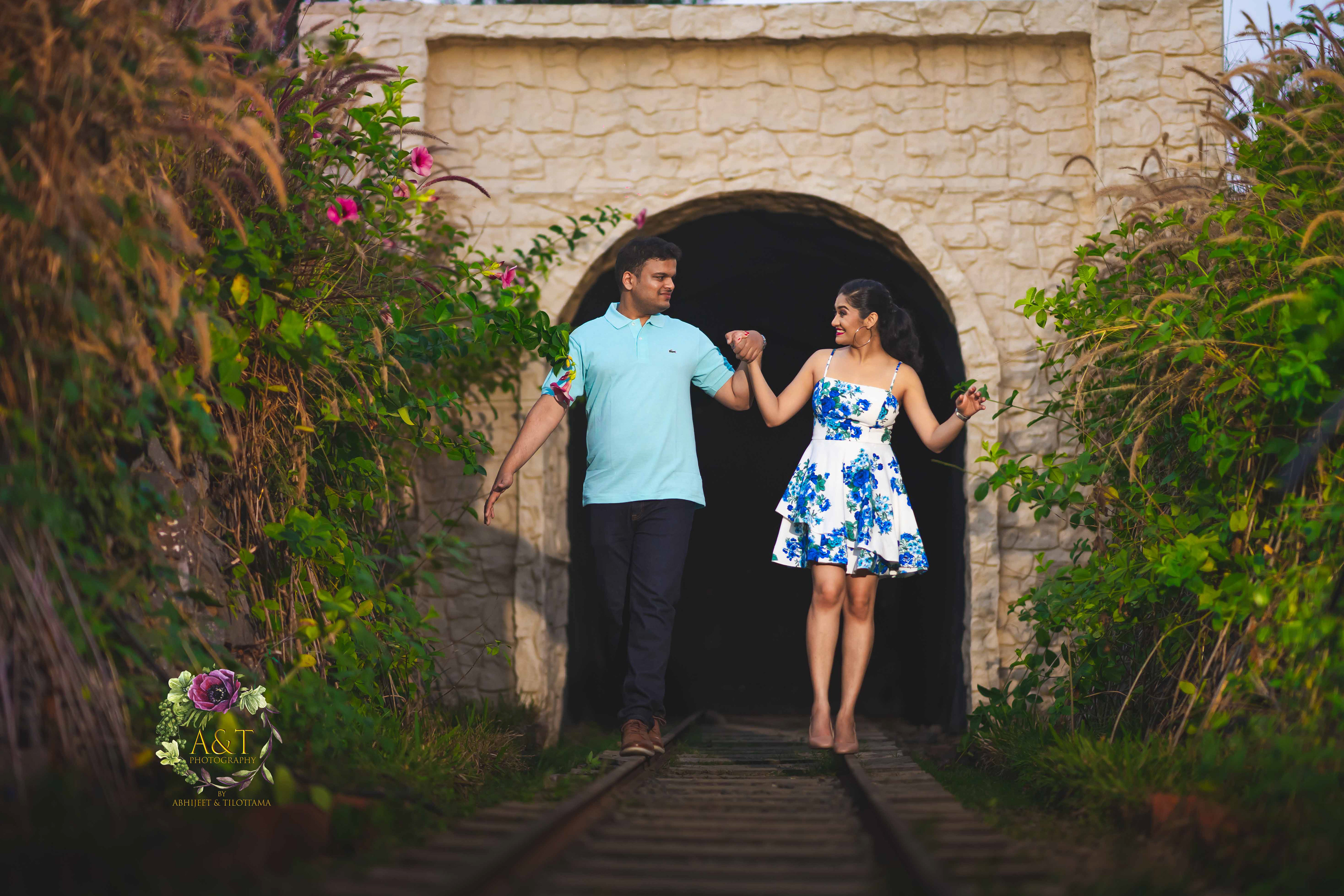 Expert Prewedding Photographers Crafting Love Stories at Sets in the City