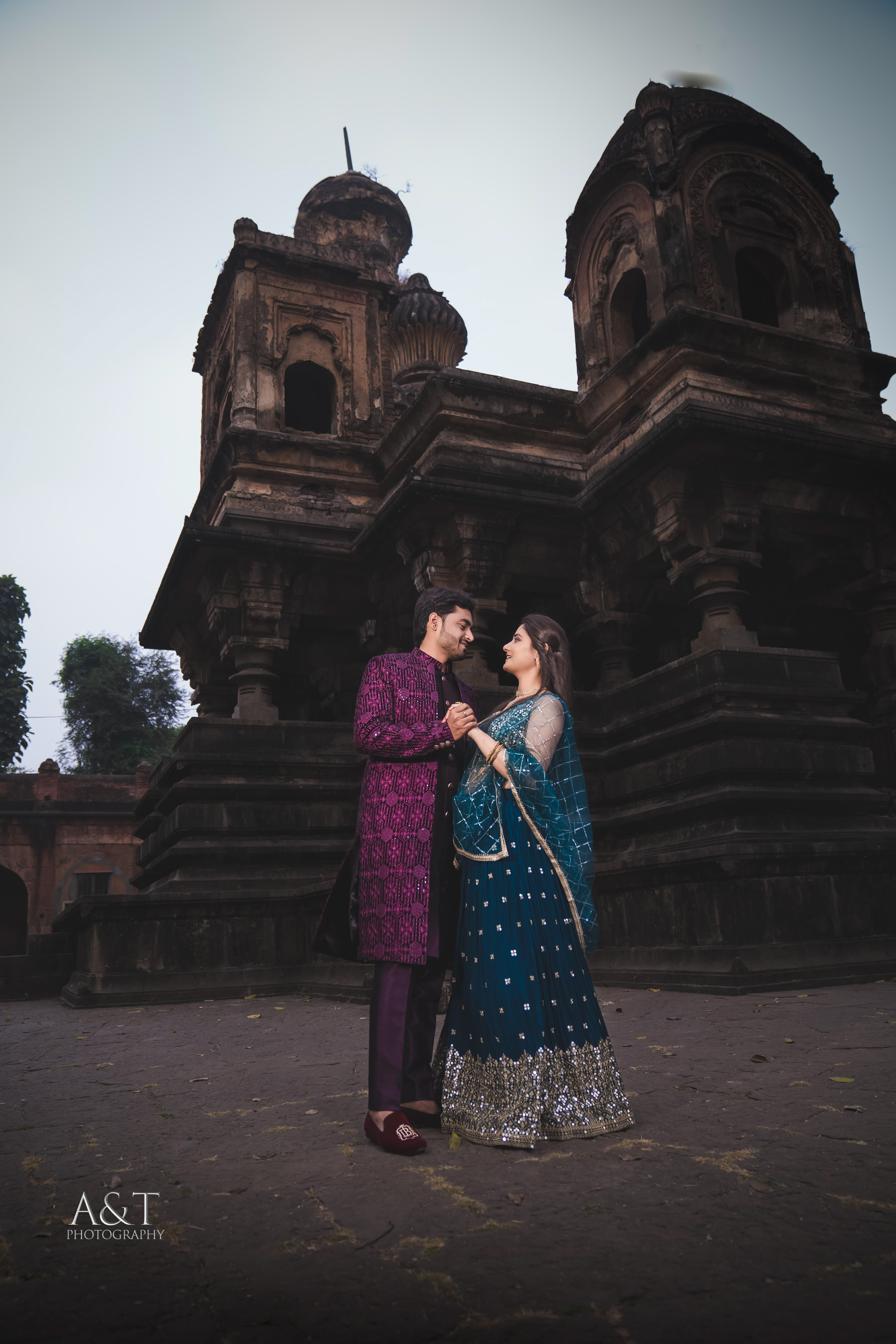 Traditional Theme Pre-wedding Photoshoot at Temple in Sarata by A&T Photography