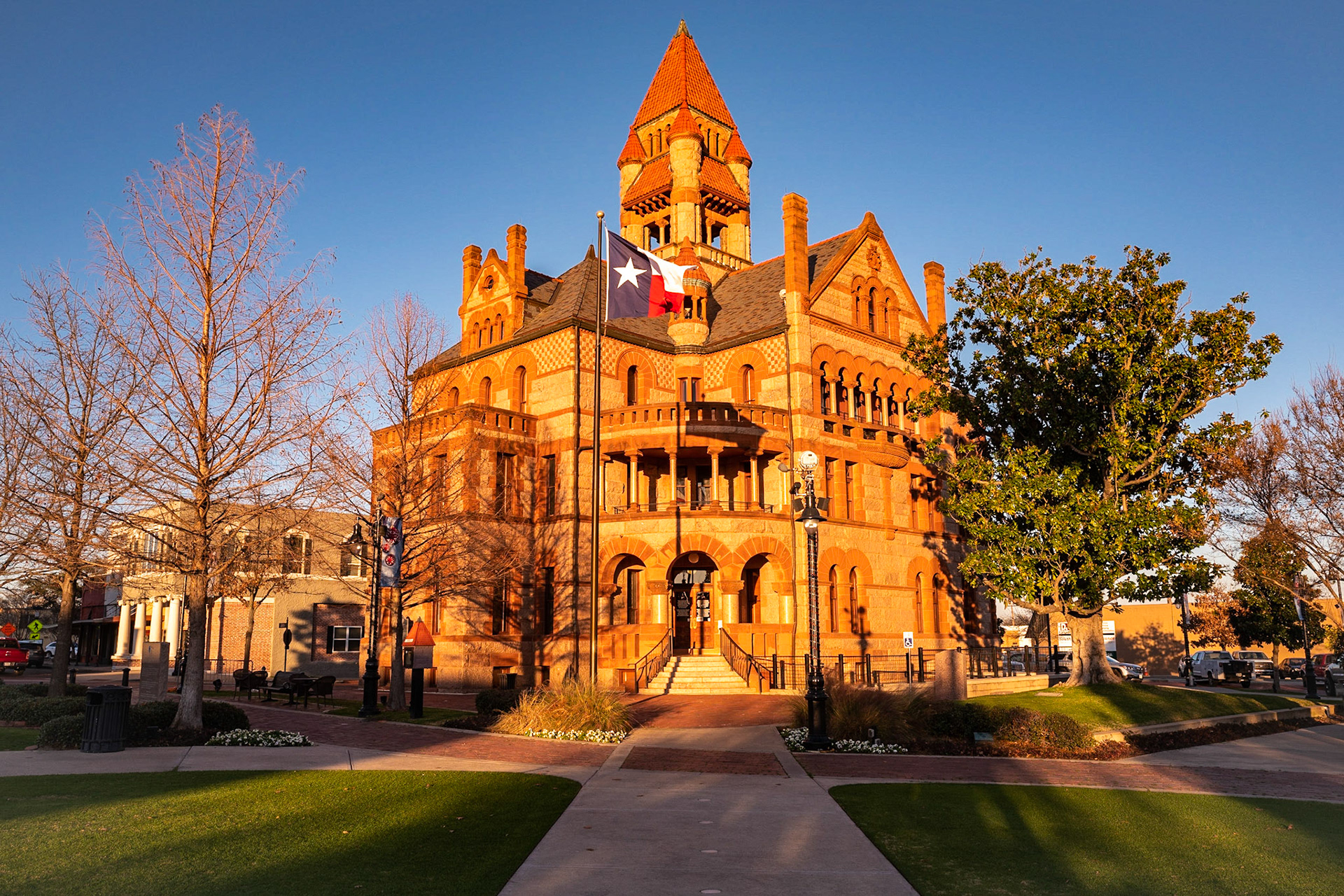 Hopkins County Courthouse | 3 January 2020 | Sulphur Springs, Texas, United States | Leica Q | 24 MP | Processed from RAW using Adobe Lightroom 13