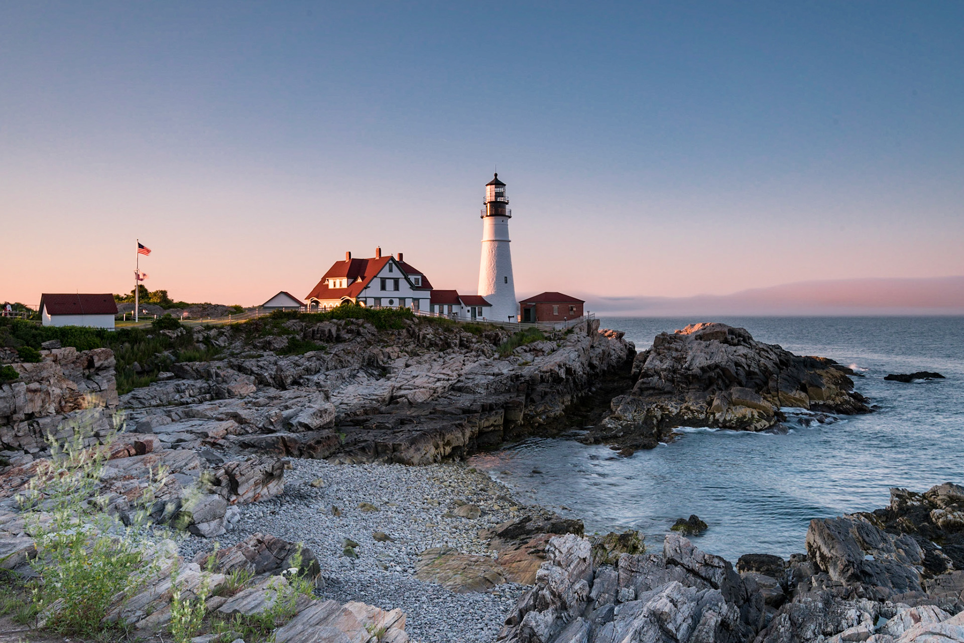 Date: 5 Jluy 2016Location: Cape Elizabeth, Maine, United StatesOriginal resolution: 36 MPProcessing: Processed from RAW using Adobe Photoshop Lightroom 6