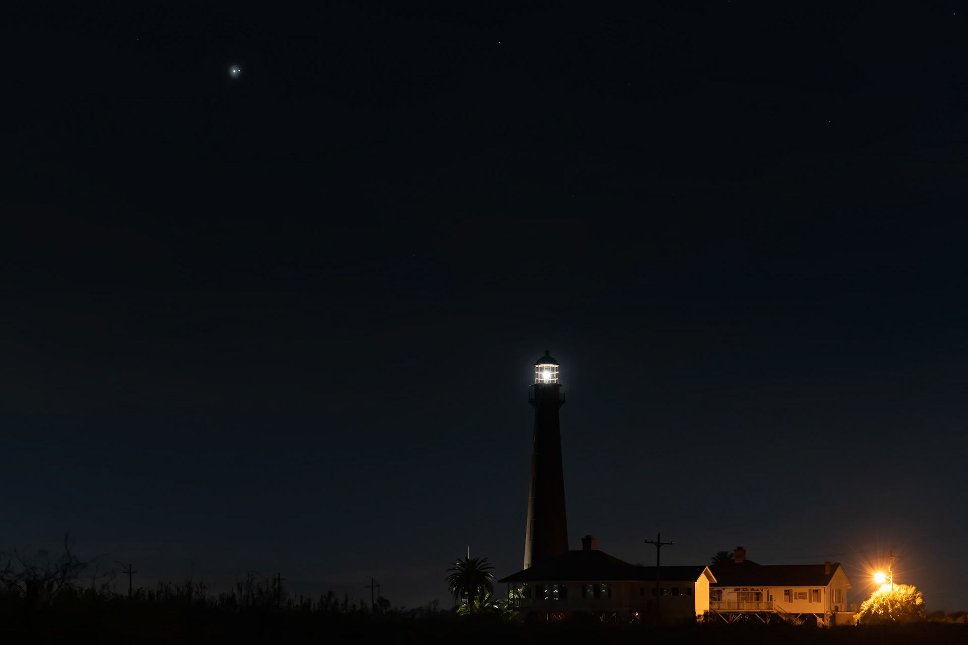 Date: 21 December 2020Location: Port Bolivar, Texas, United StatesOriginal resolution: 45 MPProcessing: Processed from RAW using Adobe Photoshop Lightroom Classic 9