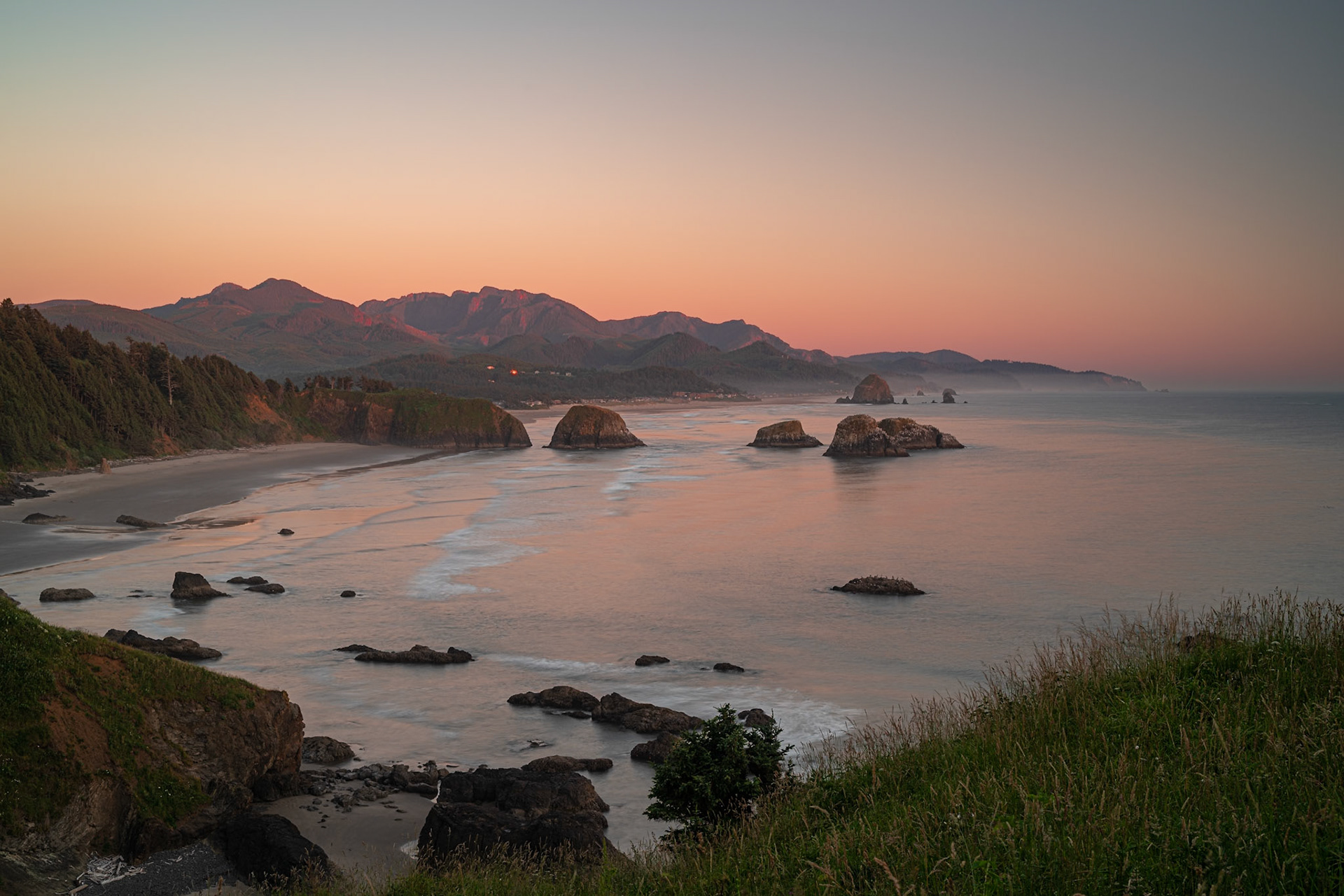 Cannon Beach Sea Stacks | 7 July 2024 | Ecola State Park, Oregon, United States | Nikon Z8 | 45 MP | Processed from RAW in Adobe Photoshop Lightroom Classic 13