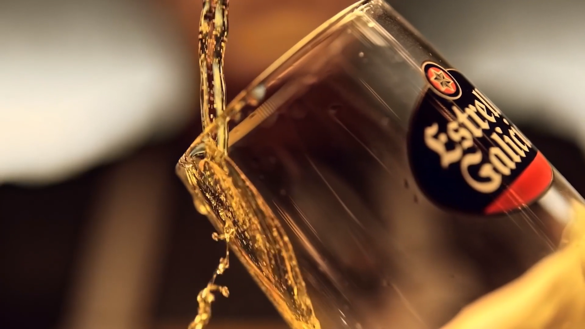 Estrella Galicia | Campanha com Alok