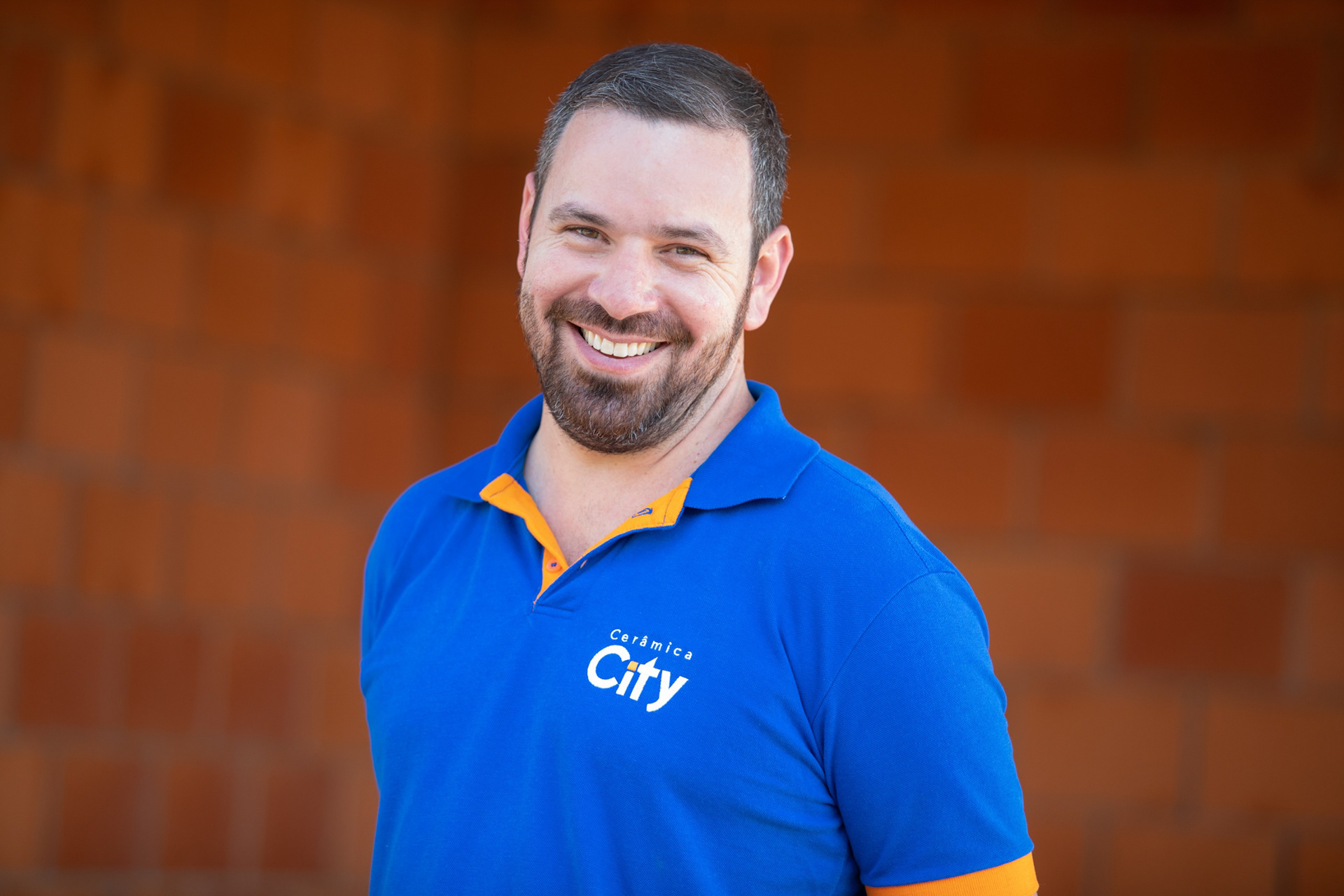 Dono da Cerâmica City