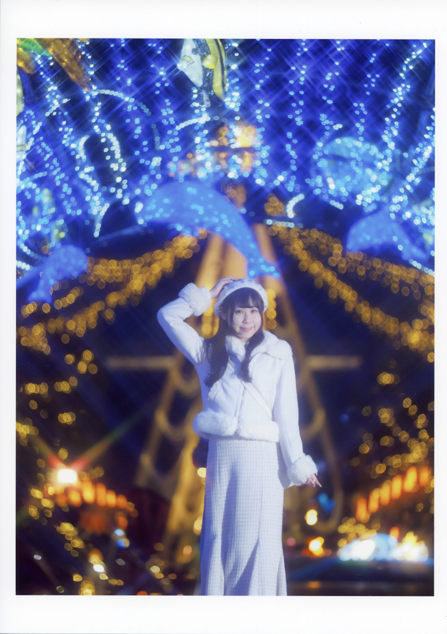 【プリント部門】「夢見る世界（モデル：日南なぎさ）」