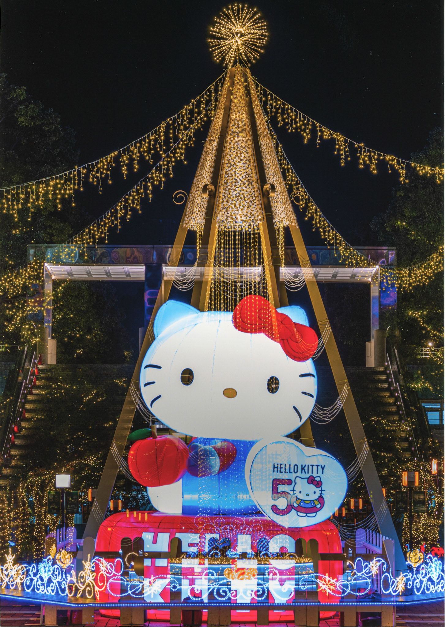 【プリント部門】「パルテノン通り、HELLO KITTYちゃん」