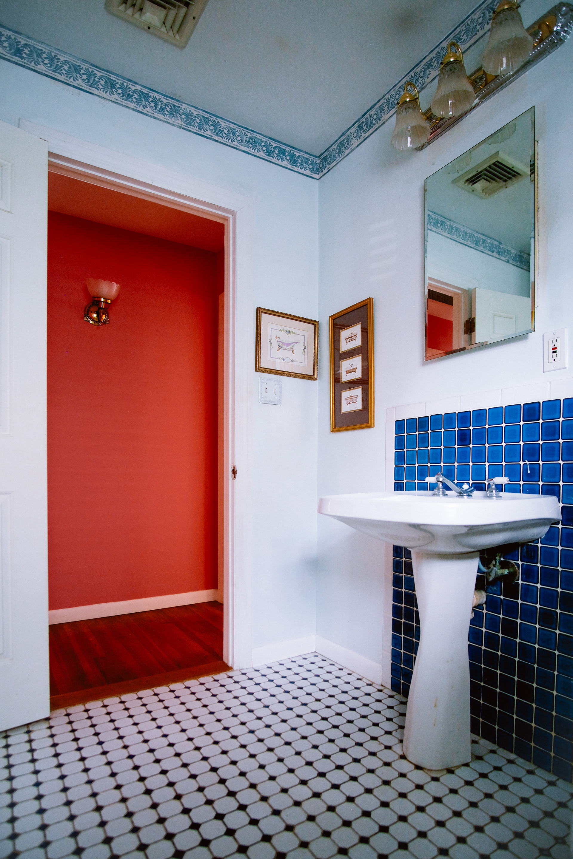 Real Estate Bathroom Interior
