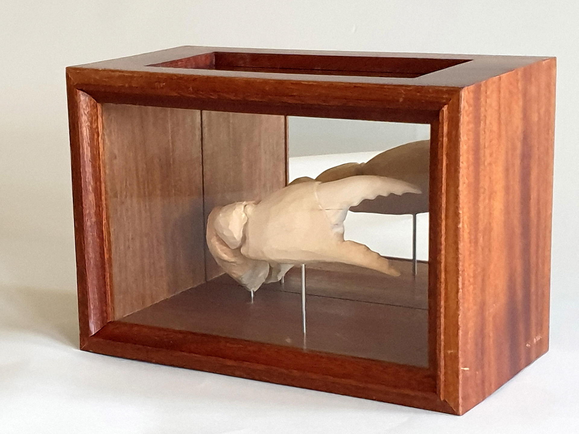 Mått ca. 29 x 15 x höjd 20 cm.