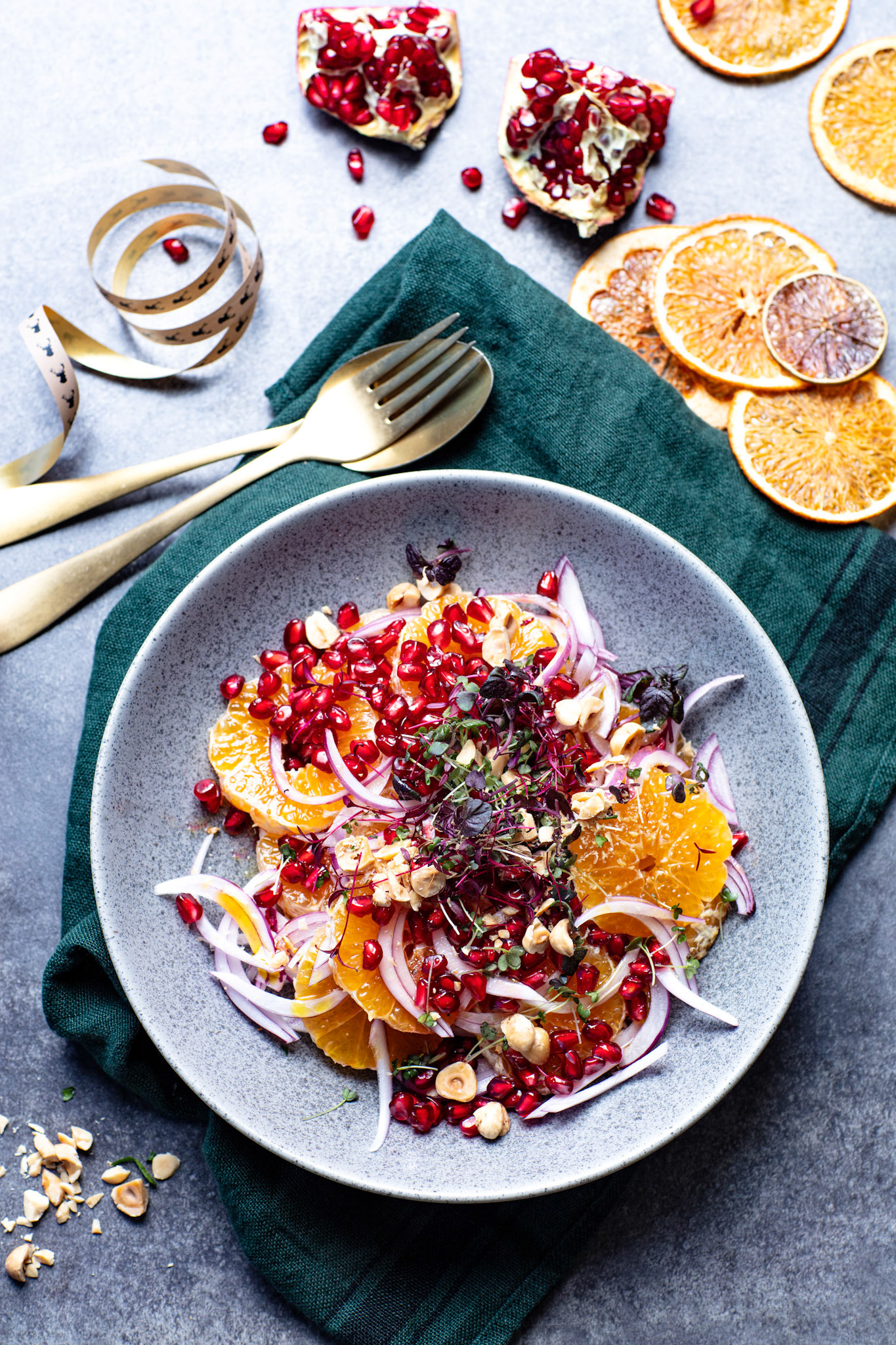 Klementin og rødløksalat med granateple. Foto: Stian Broch, Godt, VG