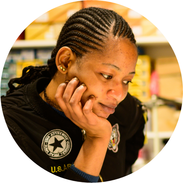 Maryam Ademoye, assistance couture