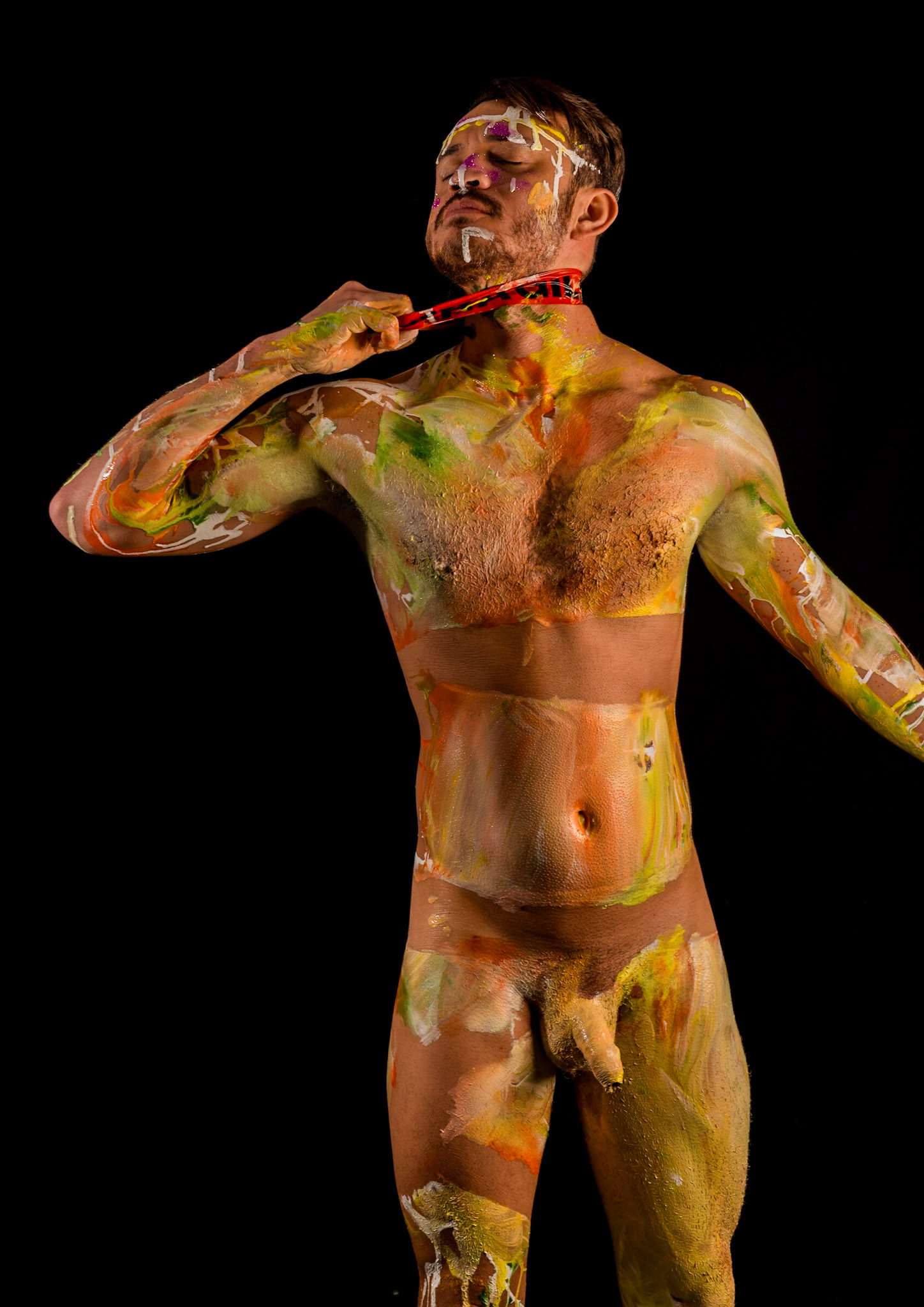 Mauricio from Colombia getting all frisky for the camera  IG: @mauricioboal #Latino #gaymuscle