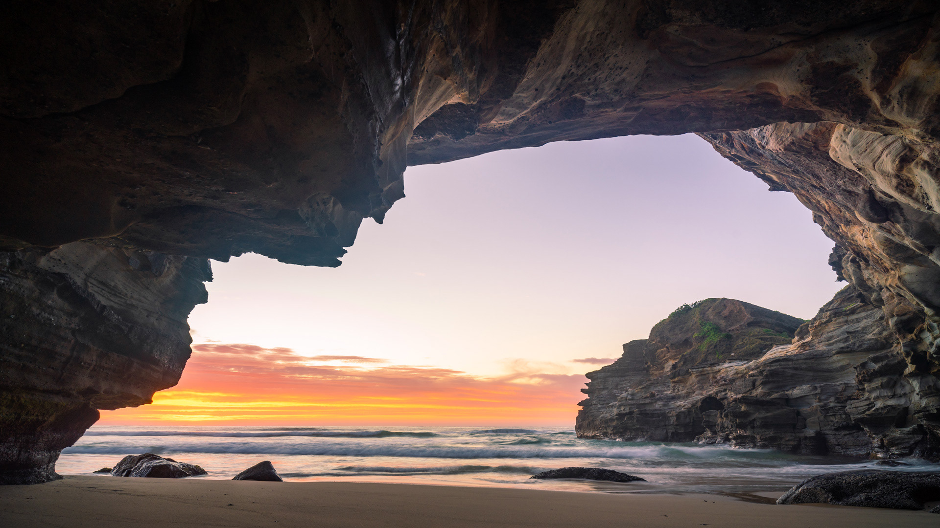 Caves, NSW