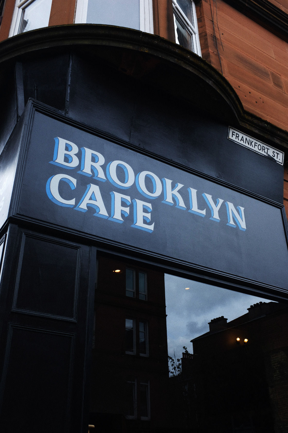 Smaller fascia signwriting