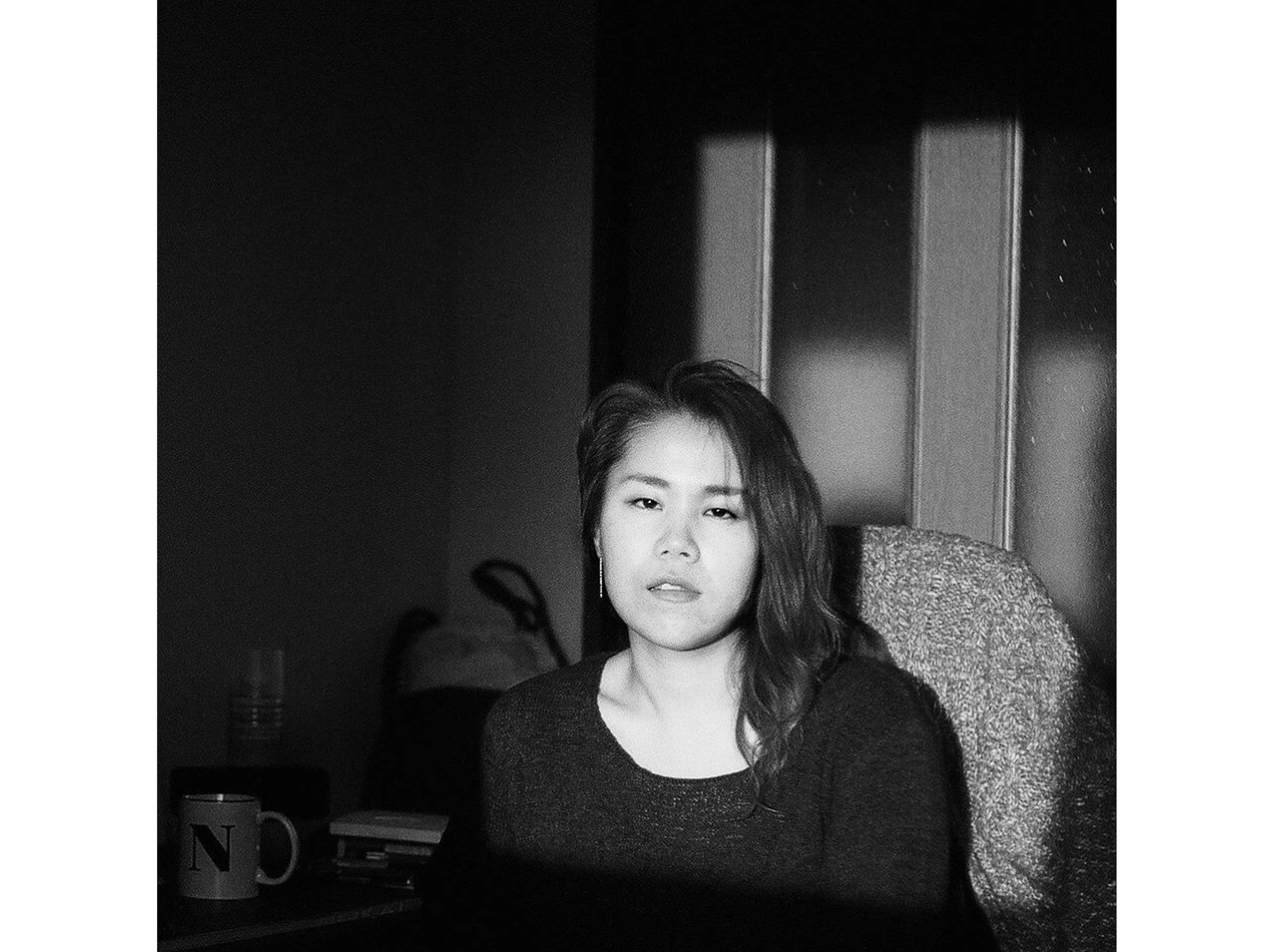 Noriko Ishibe……Noriko is a freelance filmmaker and animator who has a tendency to draw on their own personal experiences, developing these ideas by using various experimental methods. Adopting a style of illustration that is quite traditional, however maintaining an interest in various approaches that guarantee versatility and no limitations. 2016 Graduated in BA (Hons) Animation at the University for the Creative Arts, Farnham. 京都精華大学 デジタルクリエーションコース 第一期卒 渡英後 University for the Creative Arts Animation BA(Hons)卒 フリーランスアニメーション作家として活動中。 個人の作品では主に身の回りで起こること・経験などを題材にメタフォリックな表現を多用して描く。