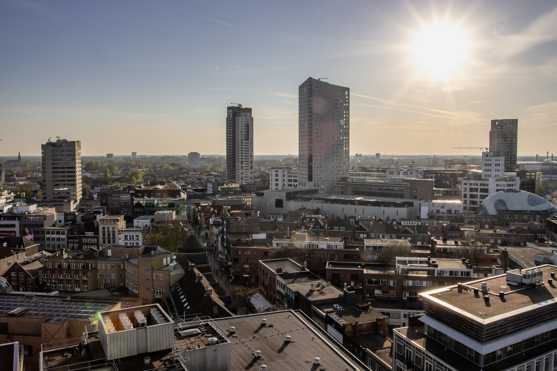 Skyline of Eindhoven: skyscrapers and lower buildings.