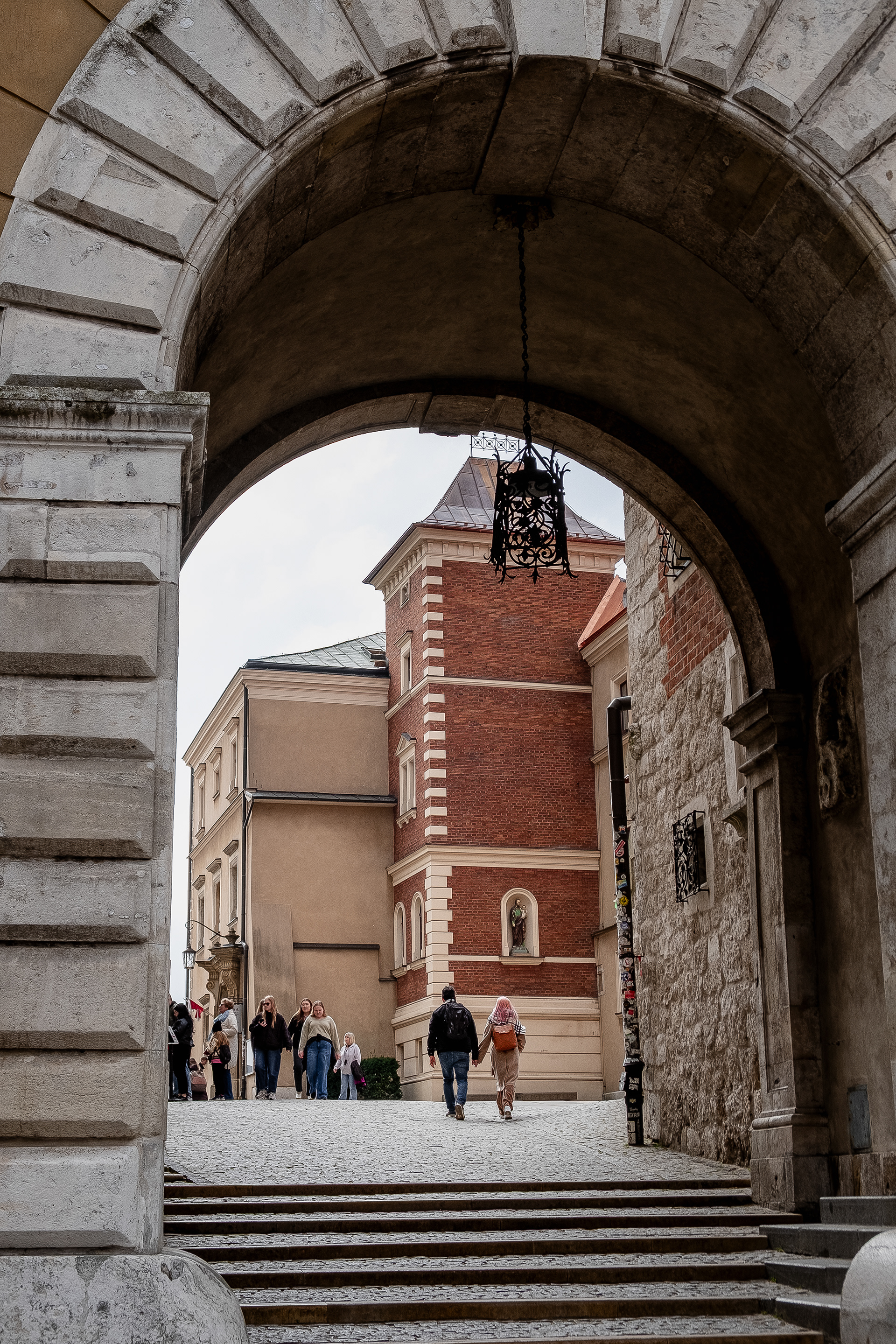 North entrance of Wavel Castle.