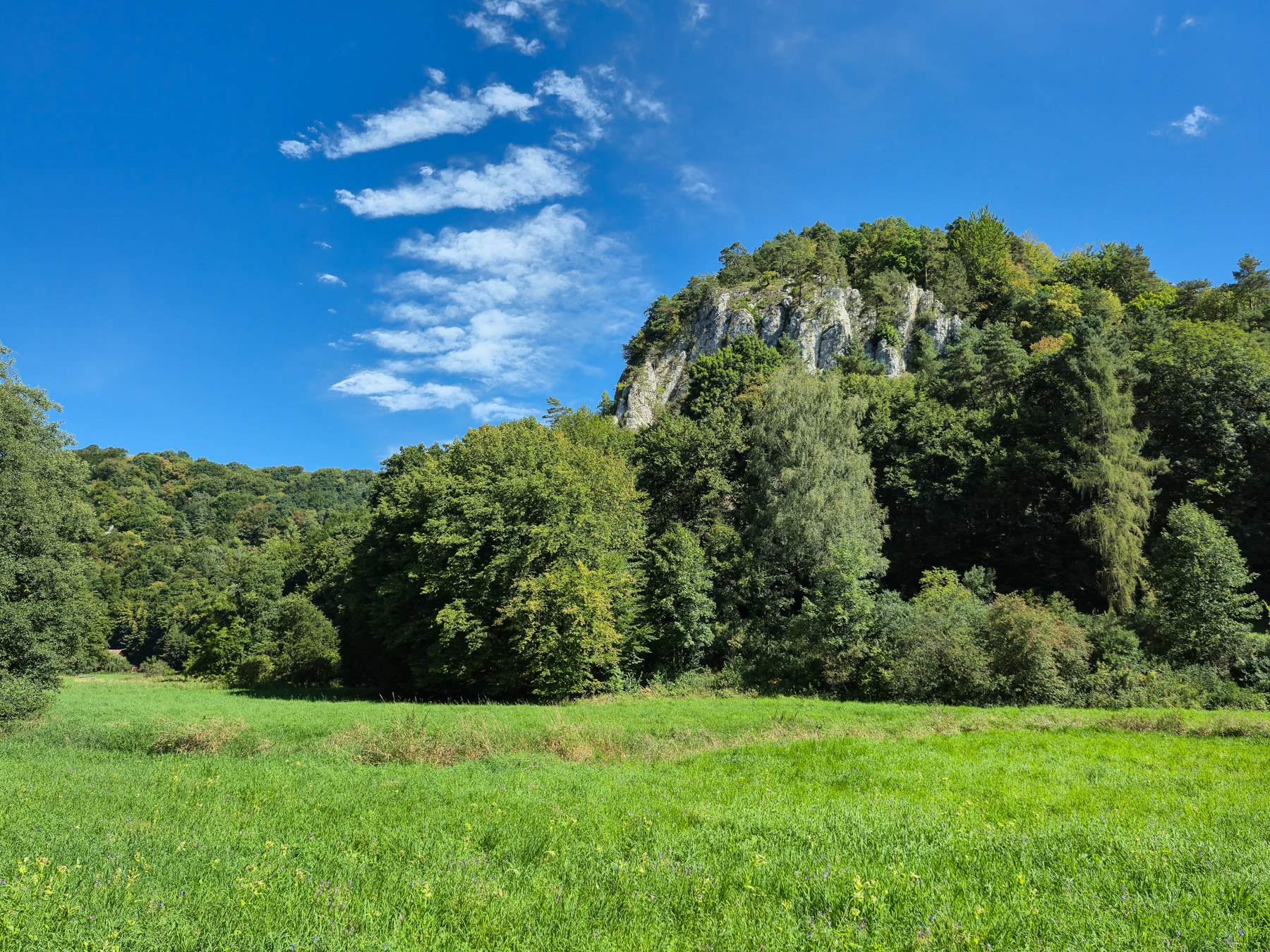 The cliffs in August 2025.