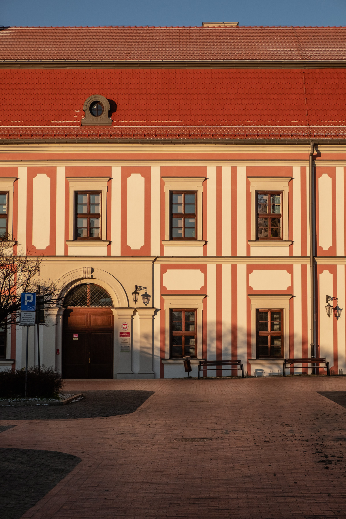 The cultural academy and lyceum of Zamość, early Christmas Day 2025.