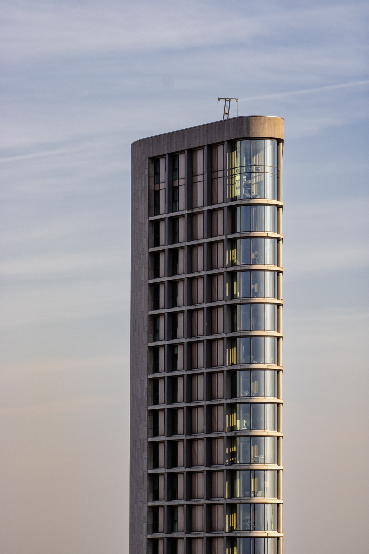 The 90m/300ft tall (28 floors) Vesteda Tower by architect Jo Koenen.