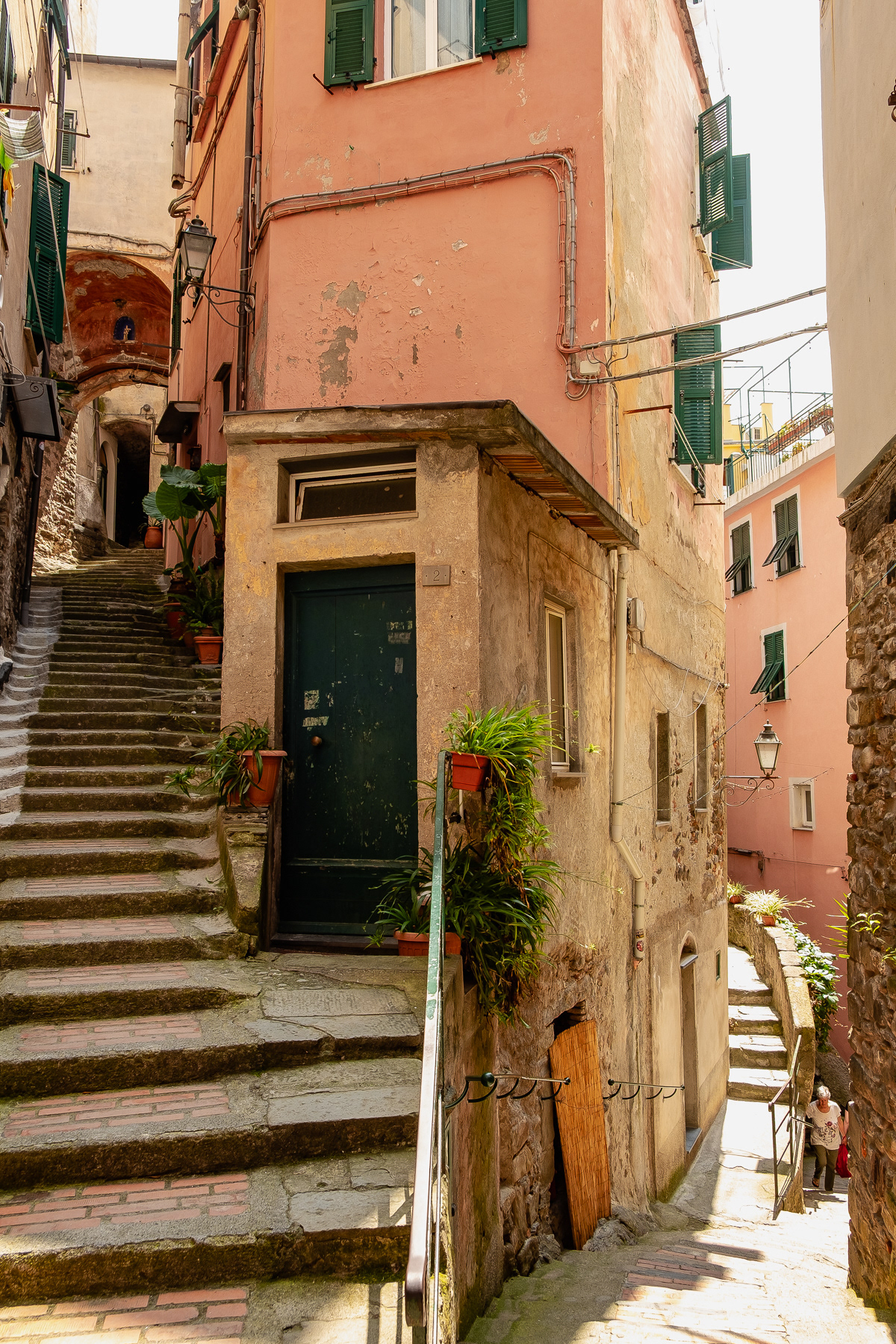 A quiet back street.