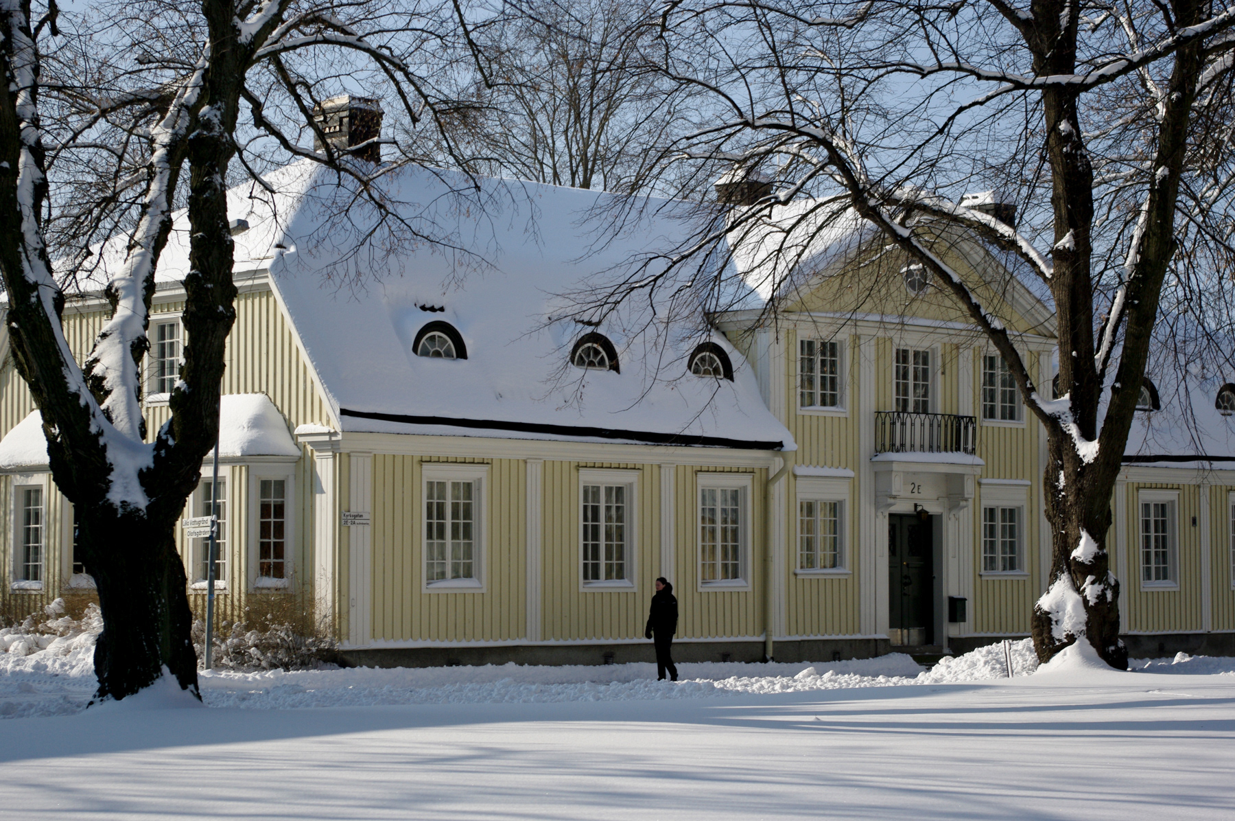 Near the Holy Trinity Church, March 2008.