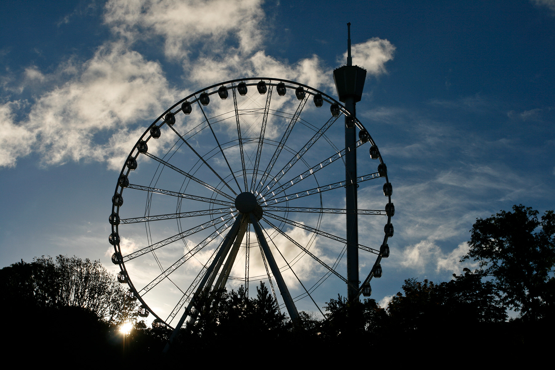 The ferris wheel and the Liseberg tower, Gothenburg, October 2012