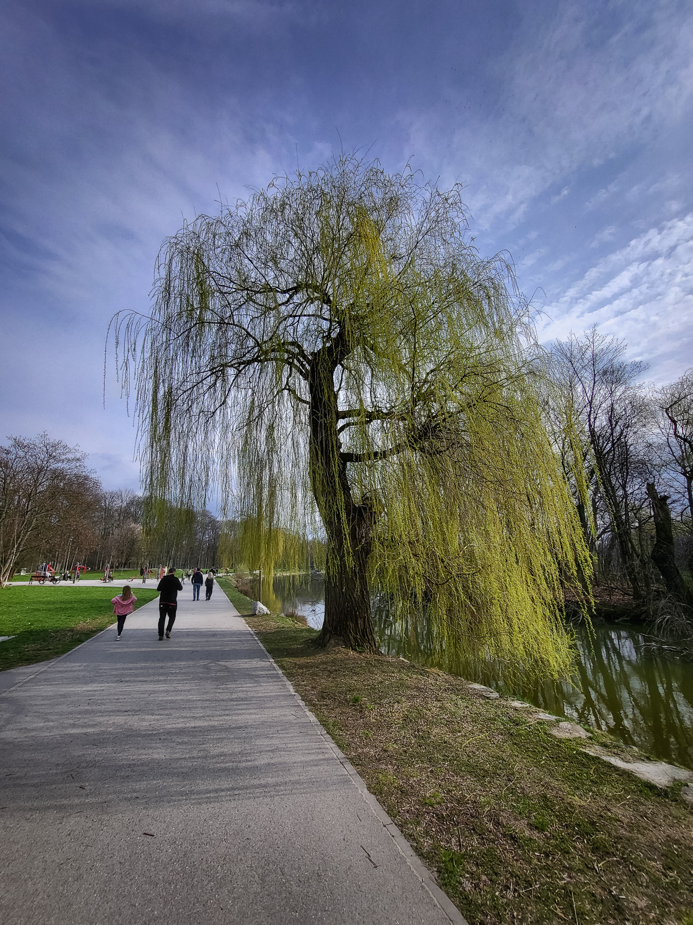 Park Zalew Nowohucki, March 2025.
