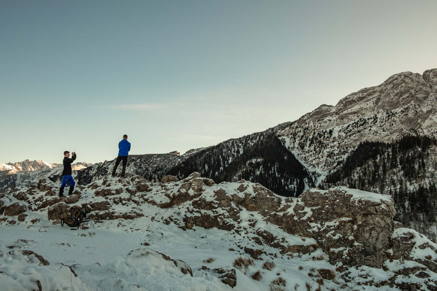 Several hikers wanted to immortalise themselves in a photo with Mount Giewont.