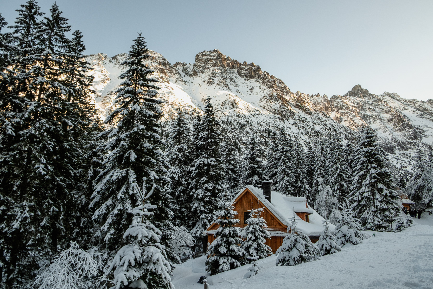 A shelter house near the main Morskie Oko shelter/restaurant, January 2026.