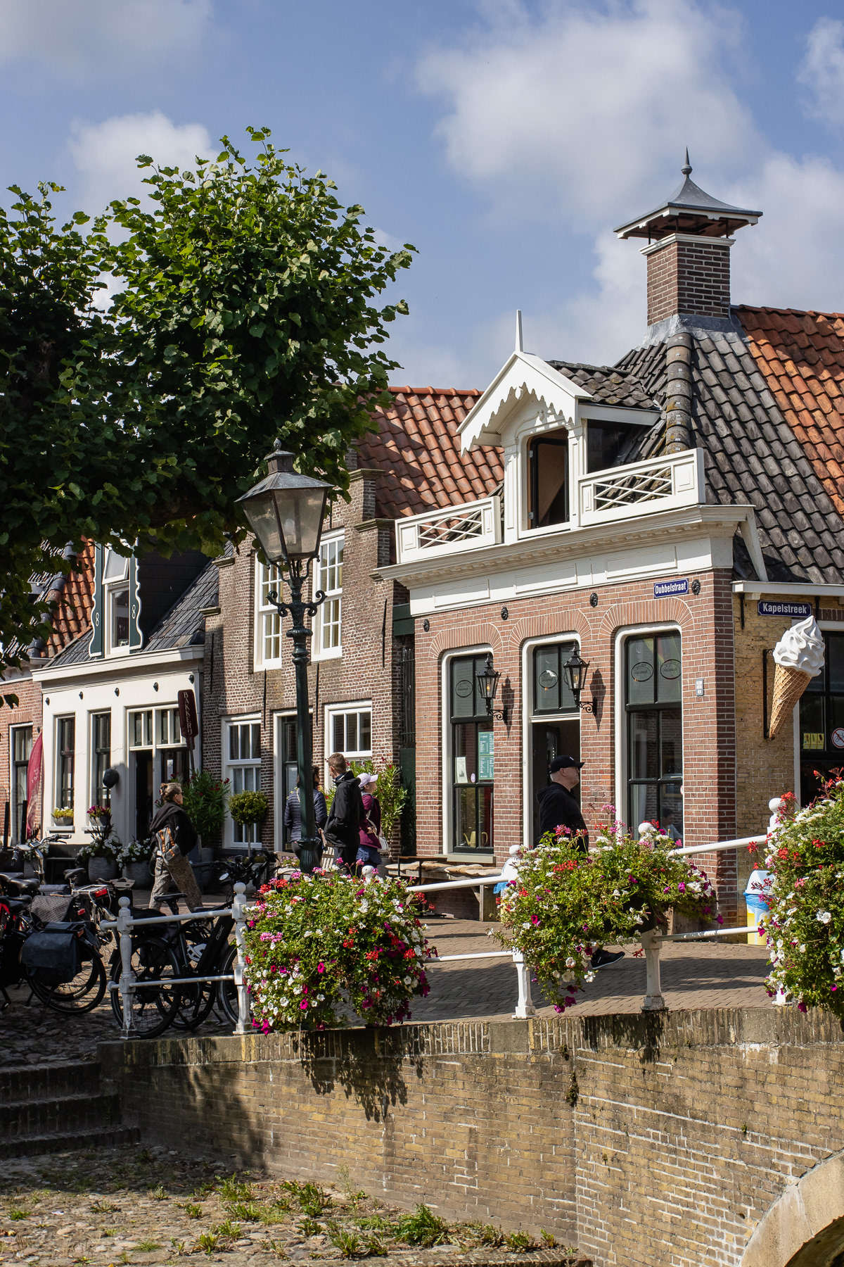 Part of the central streets at the central canal.