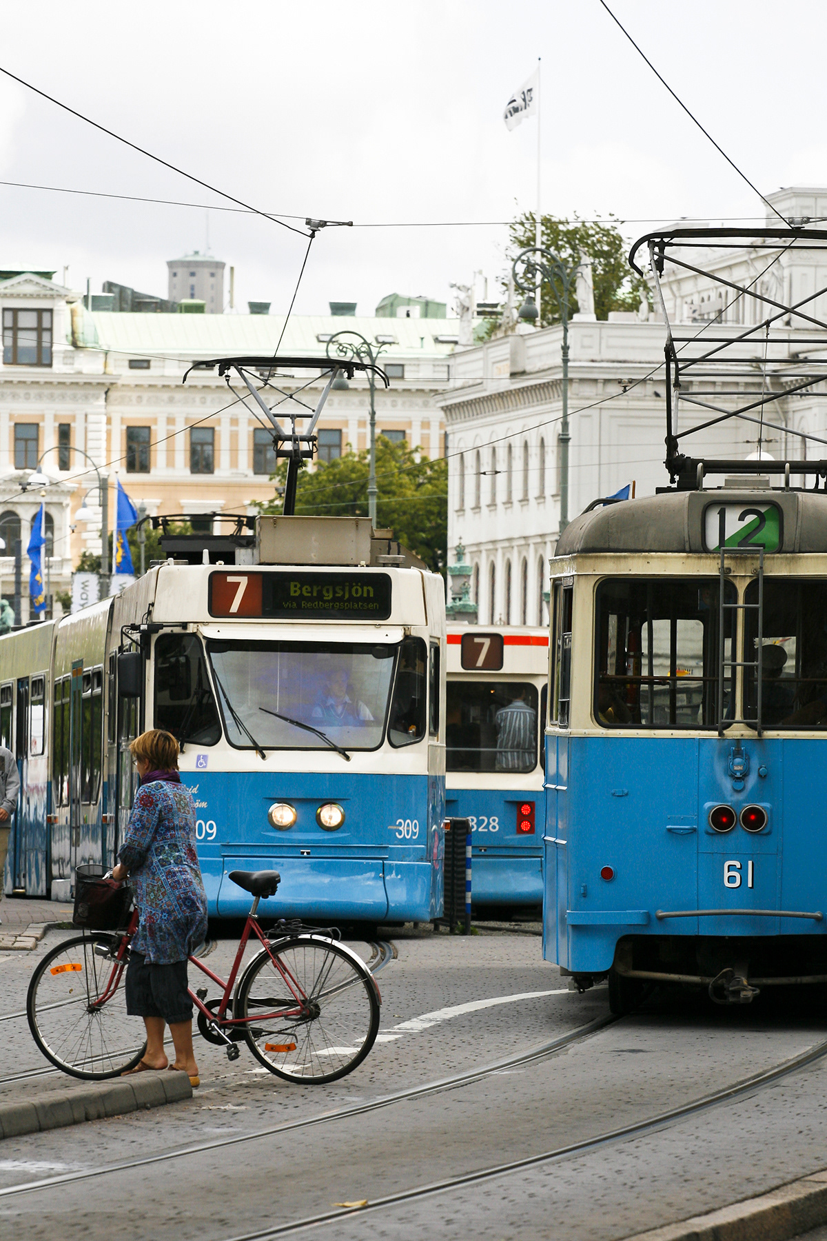 Trams at Kungsportsplatsen, July 2009.
