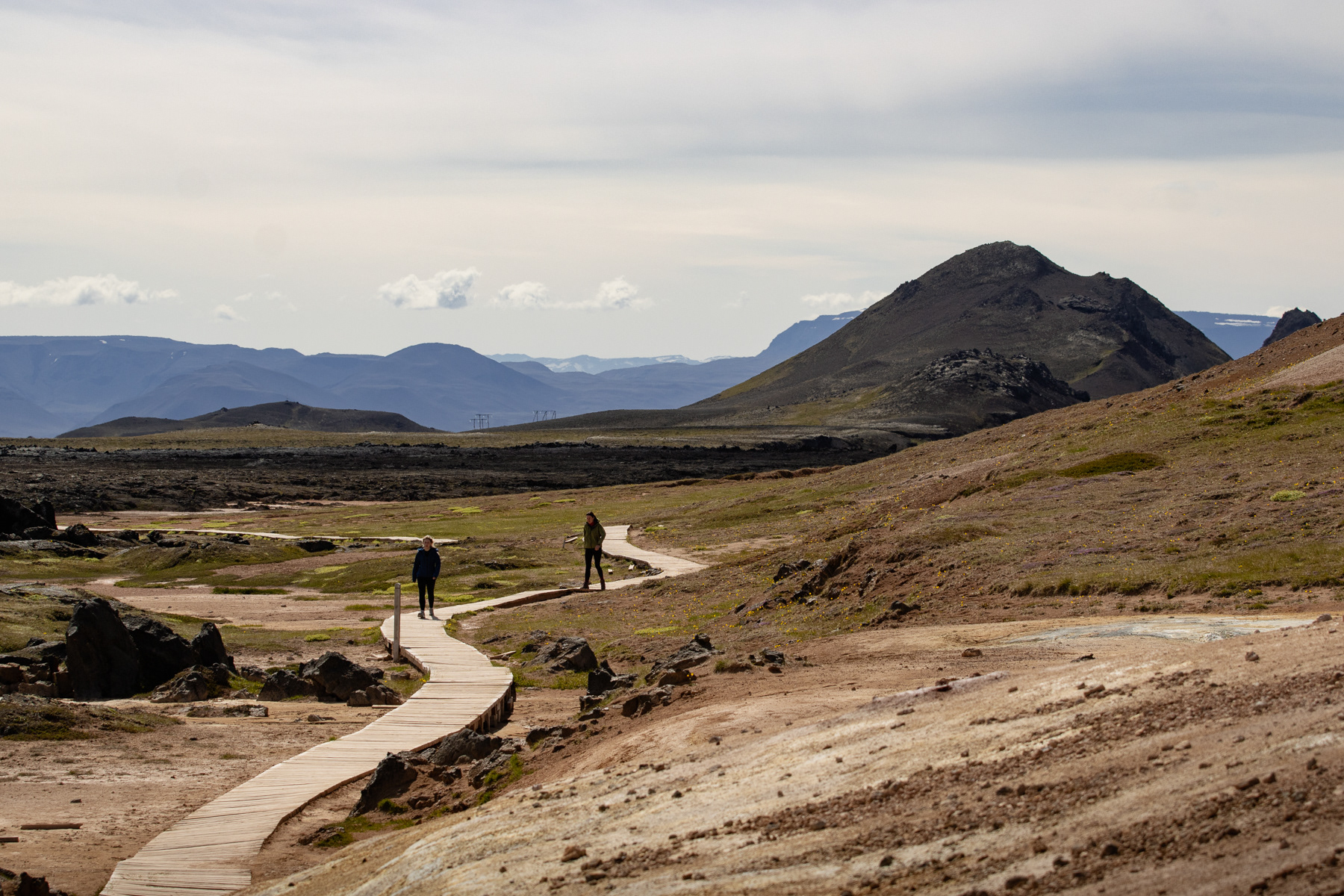 Hiking inside the Leirhnjúkur crater.