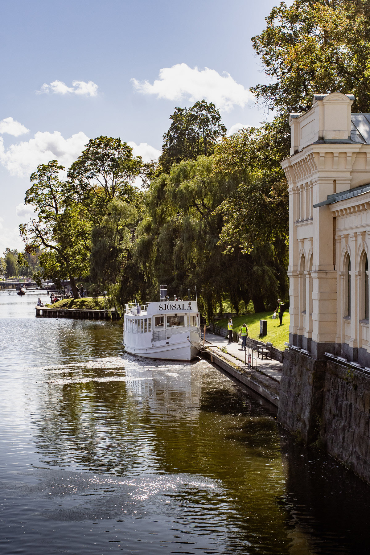 The boat Sjösala at the city park.