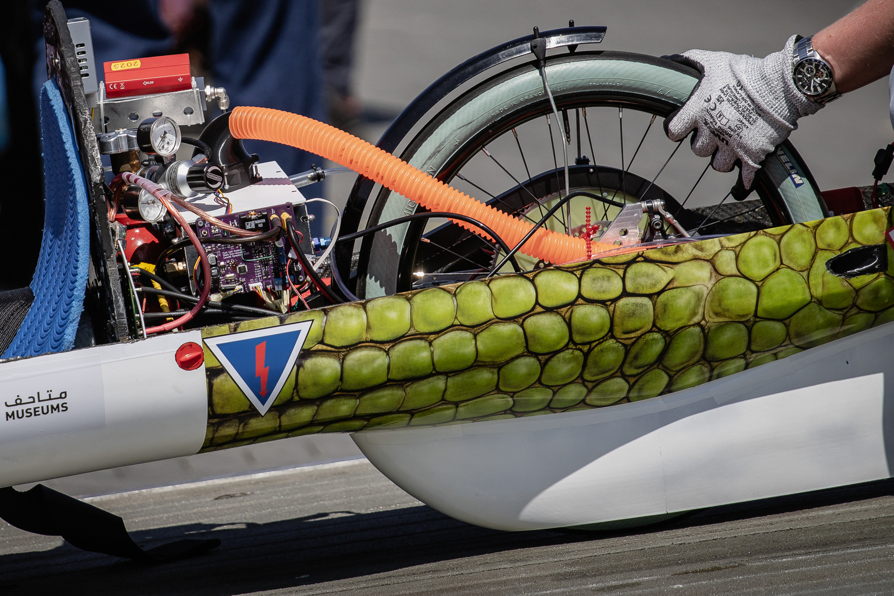 The tiny power plant of this prototype.